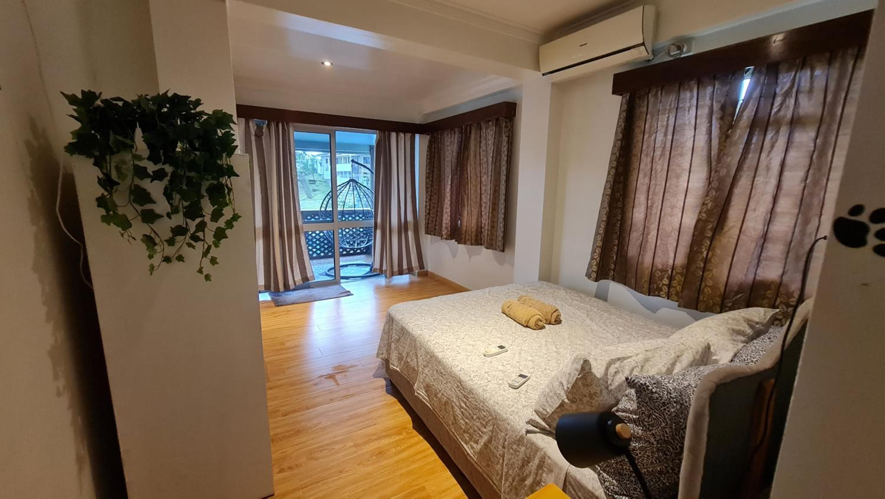 Spacious 3 BRM Apartment property photograph