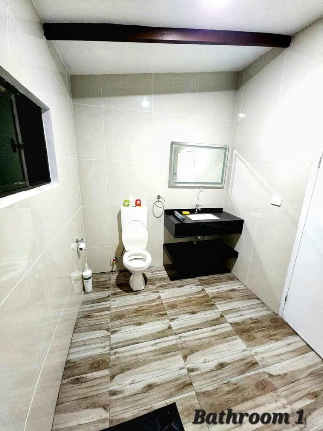 Mstys Coastal Escape property photograph