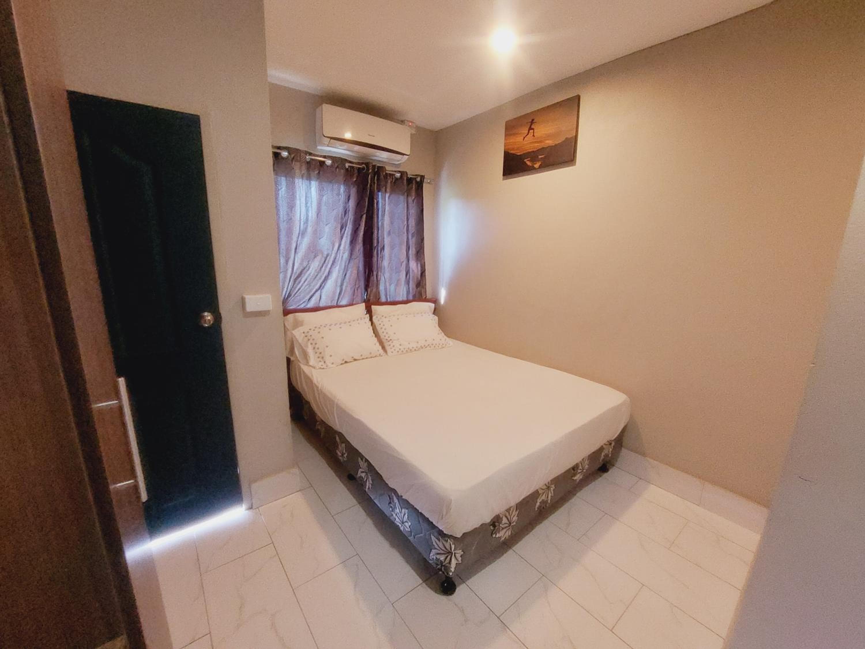 Double Bed property photograph