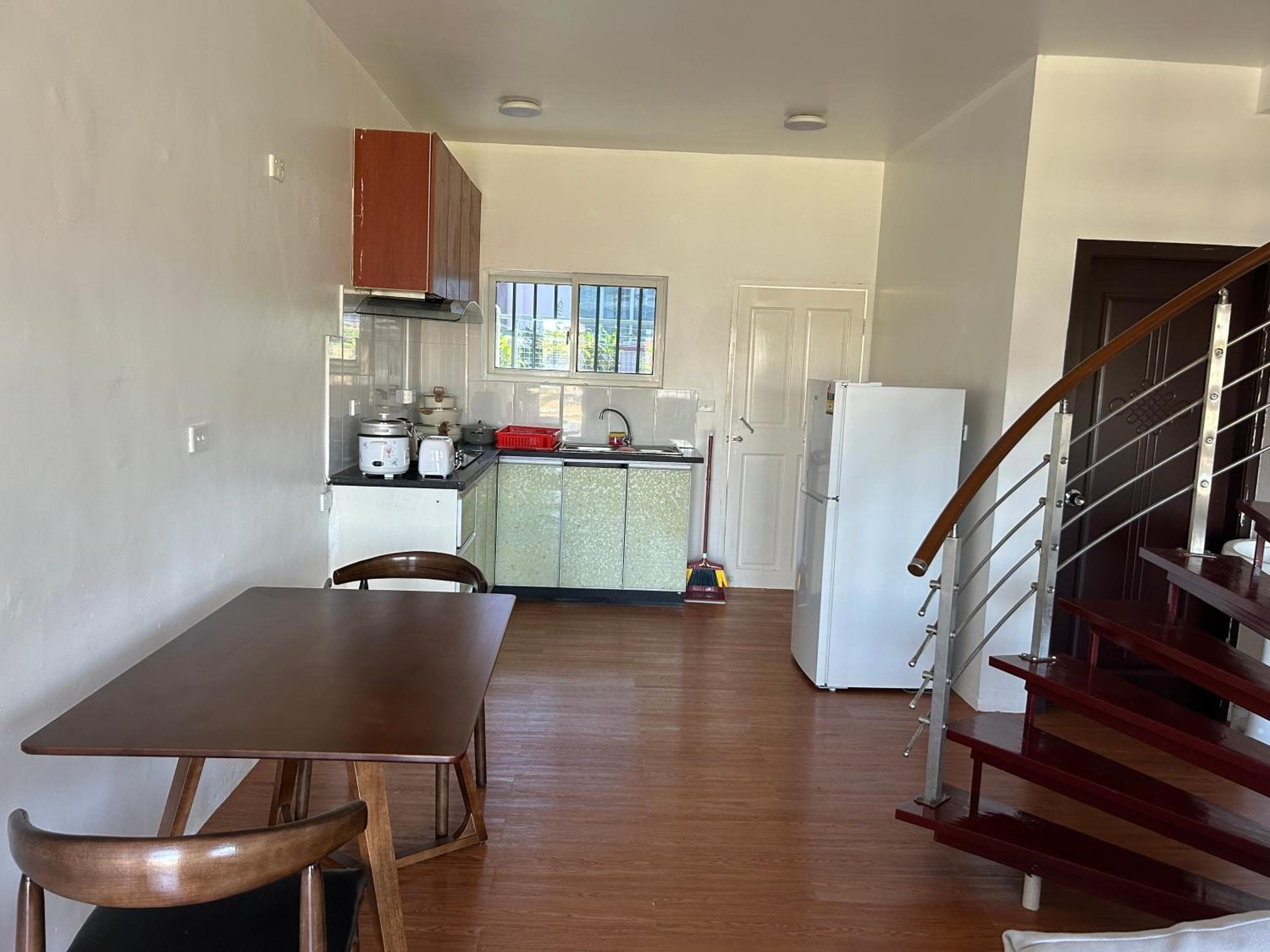 Easy Apt property photograph
