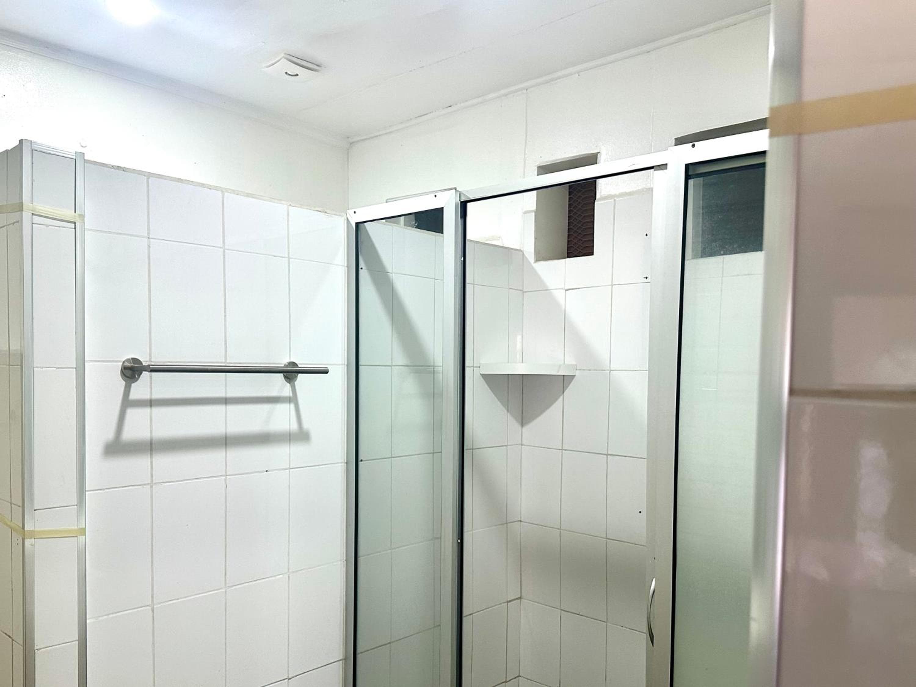 Large 3bdr Holiday Home Great Location Labasa Jumanzuls Abode property photograph