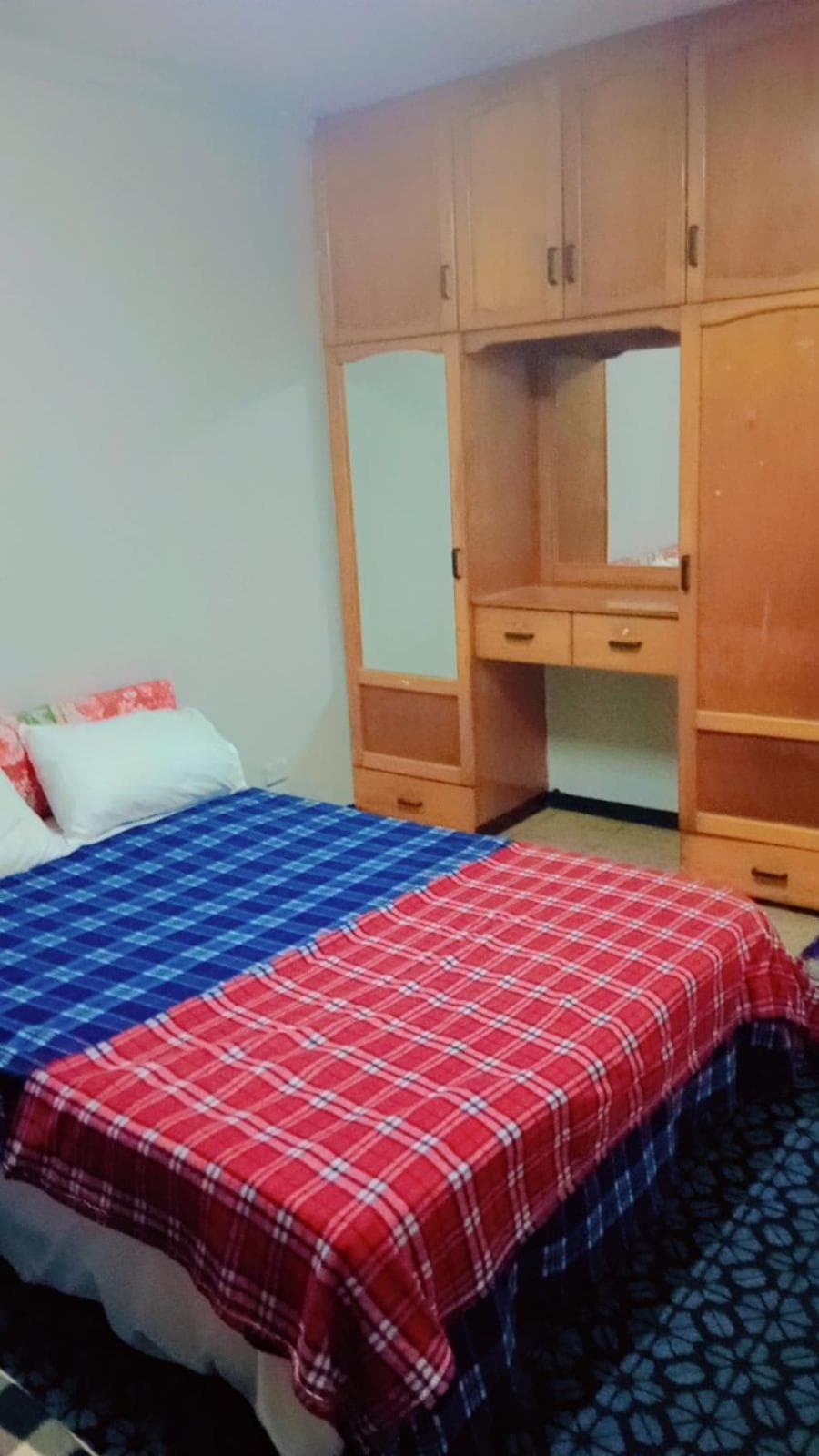 Singhs Apartment, Gray road lot 19 Matintaar Nadi, Mountain view property photograph