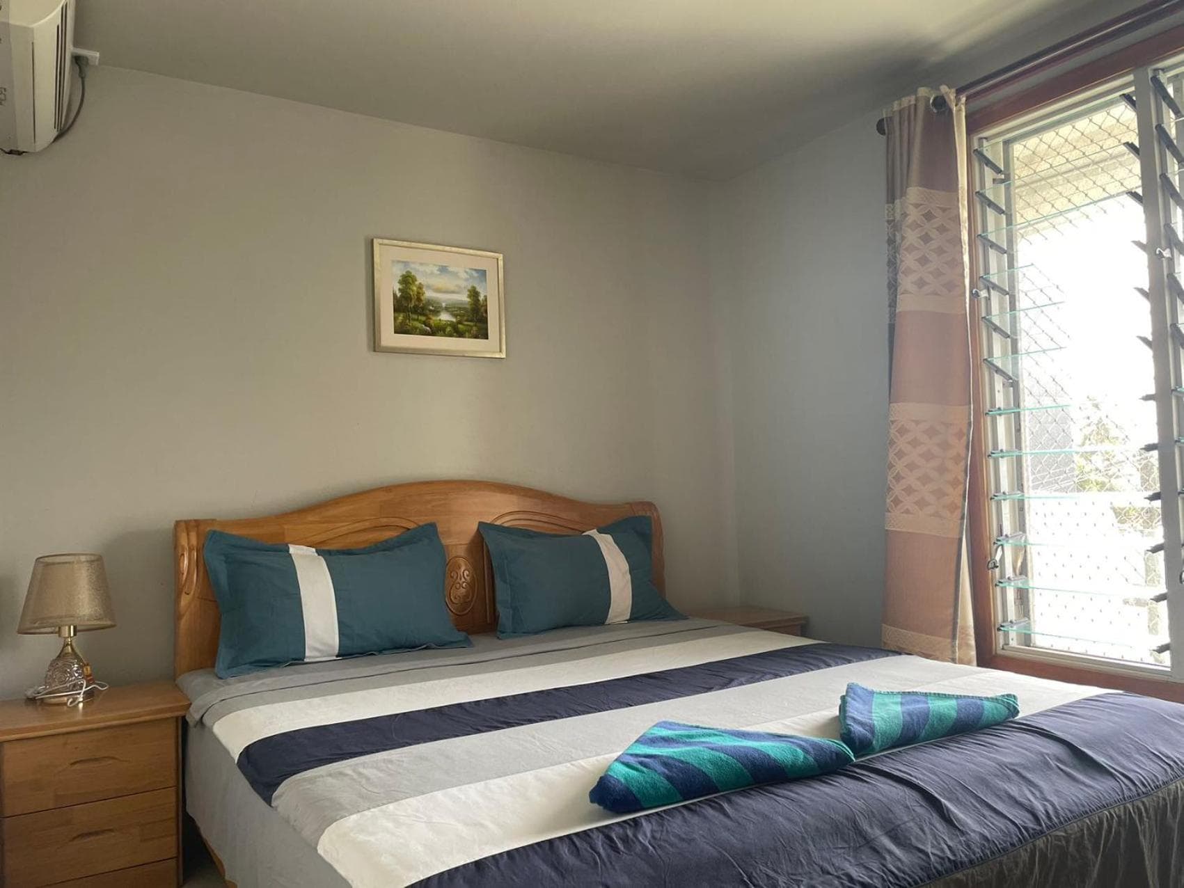 Property photograph of Two bedroom -King sized bedroom-Free parking