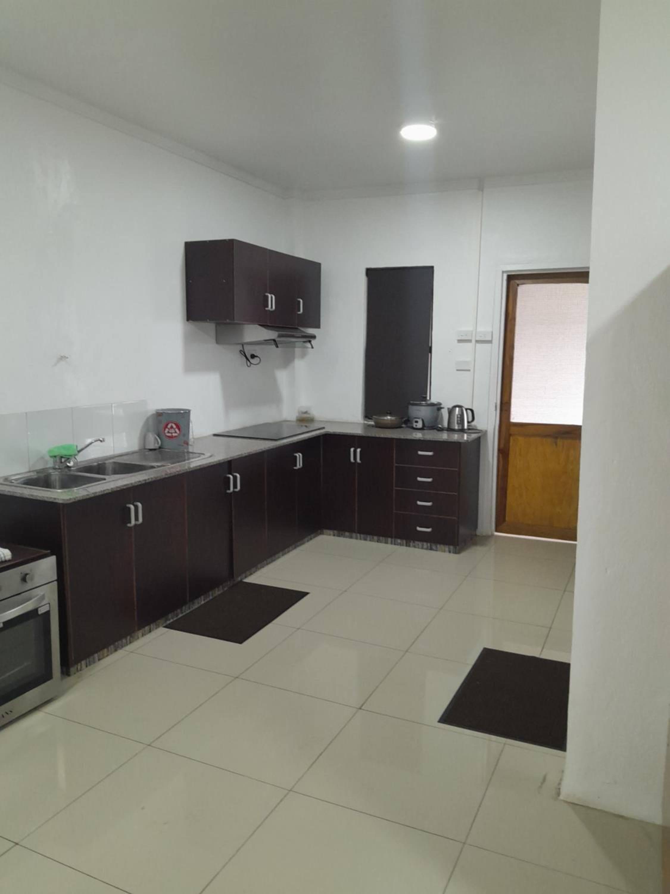 White Diamond Apartments property photograph