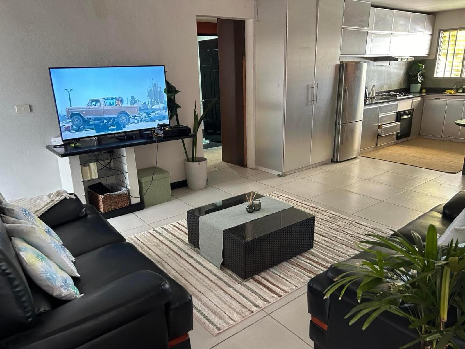 2 Bedroom Apartment in Suva City property photograph