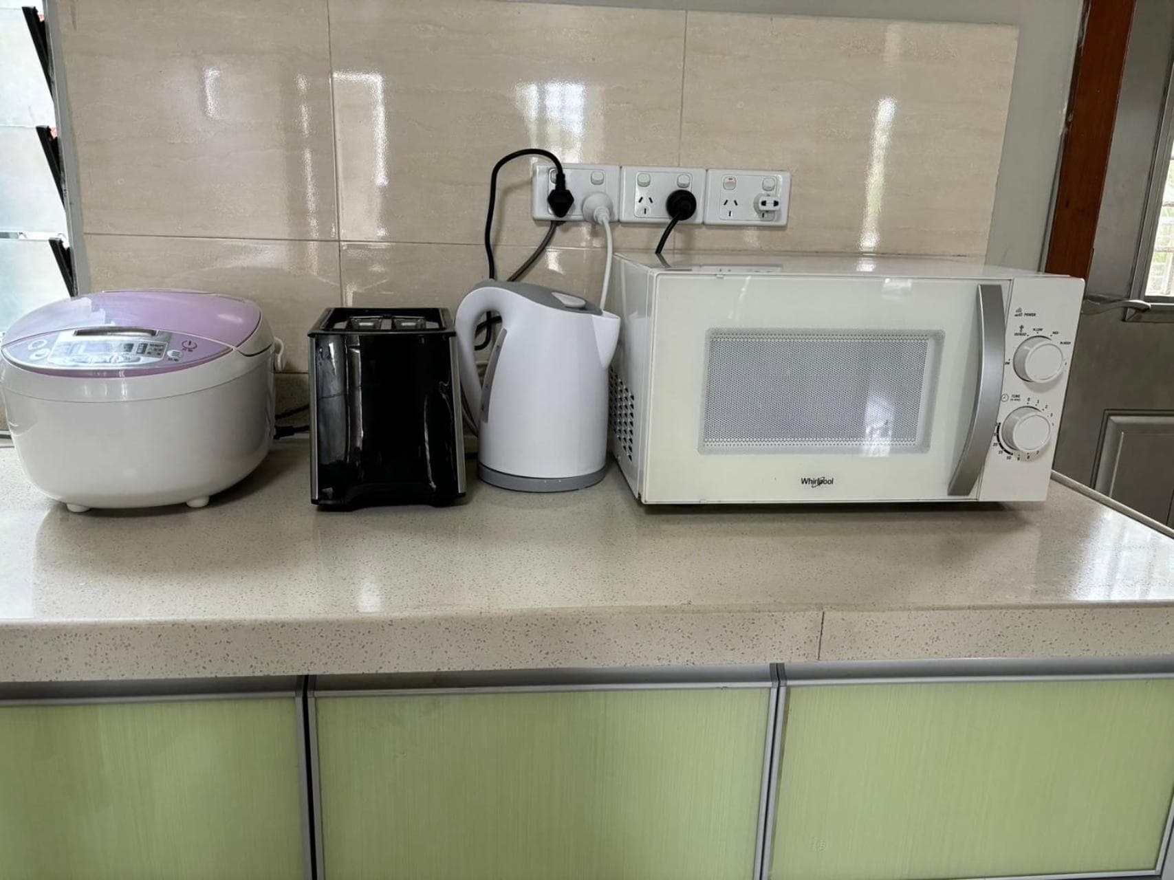 Large two-bedroom apartment-free parking property photograph