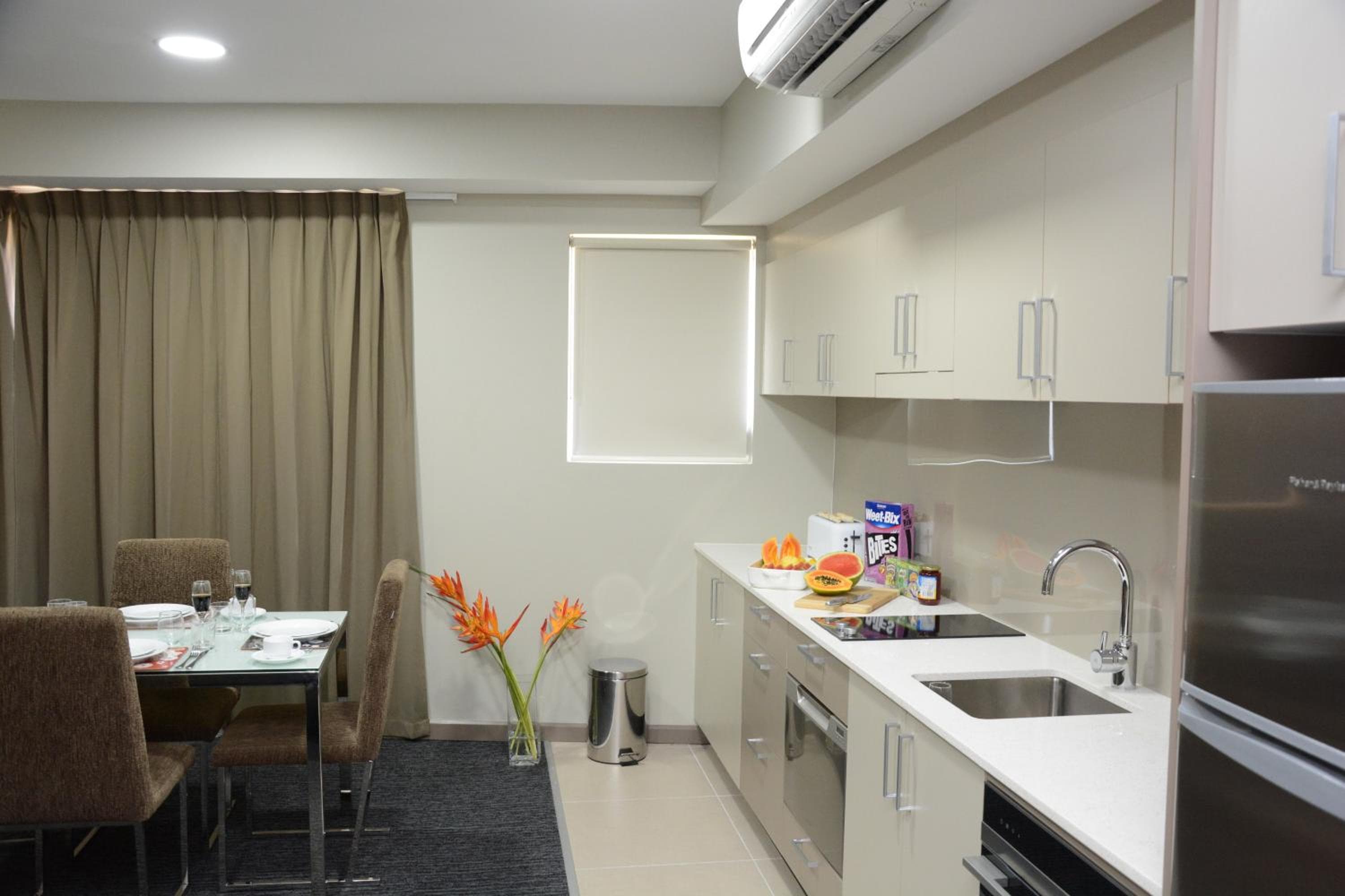 Ratsun Nadi Airport Apartment Hotel property photograph