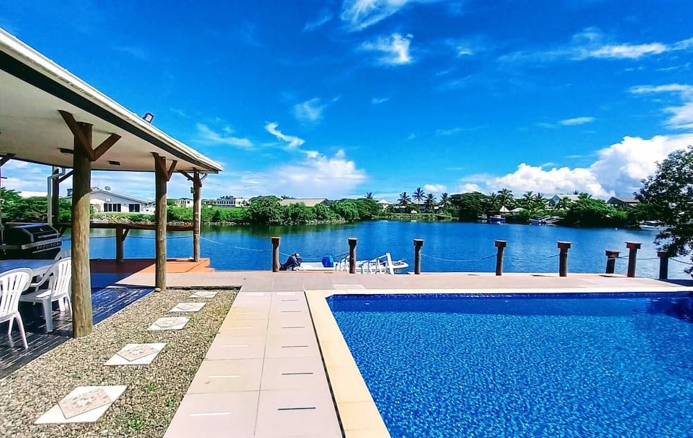 Property photograph of Waterfront Sunset Apt Fantasy Island