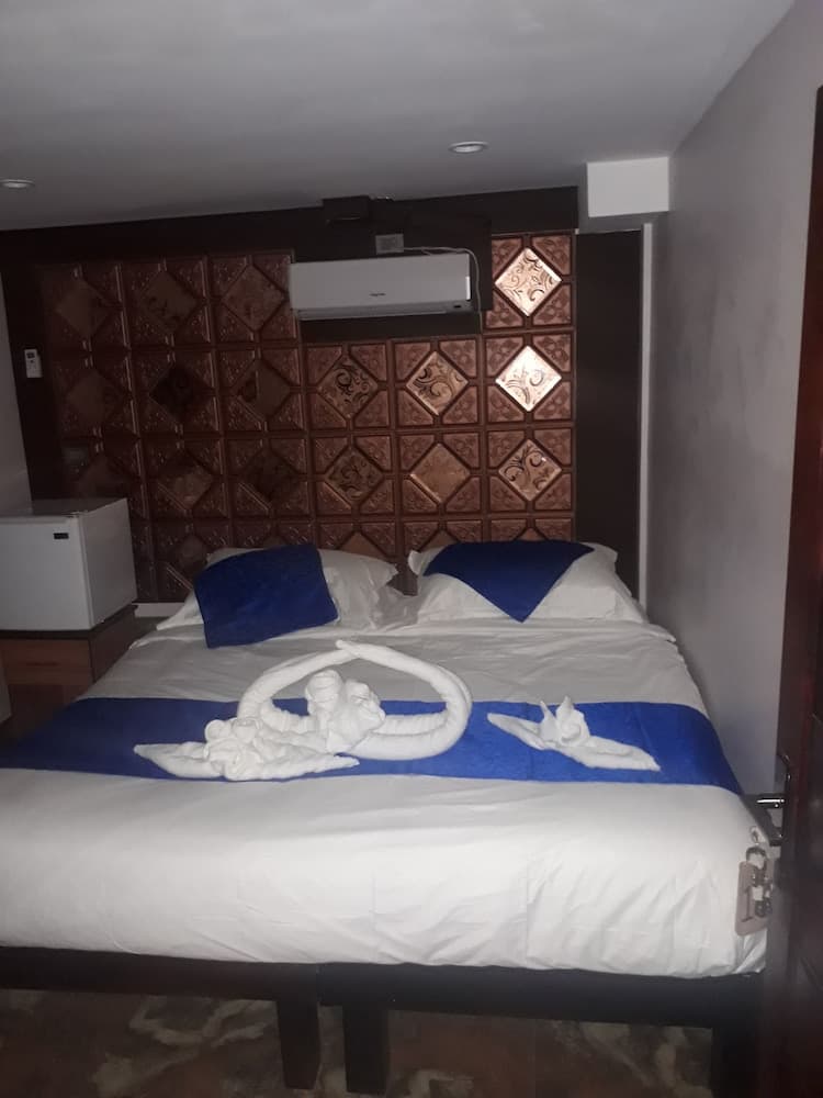 The President Hotel property photograph