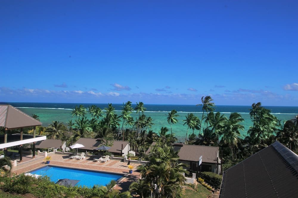 Property photograph of The Crow's Nest Resort