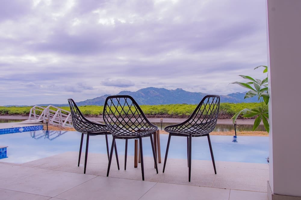 Property photograph of Lake Side Deluxe Villa