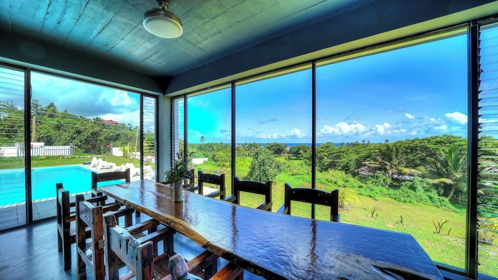 Maui Bay Home Stay Villa property photograph