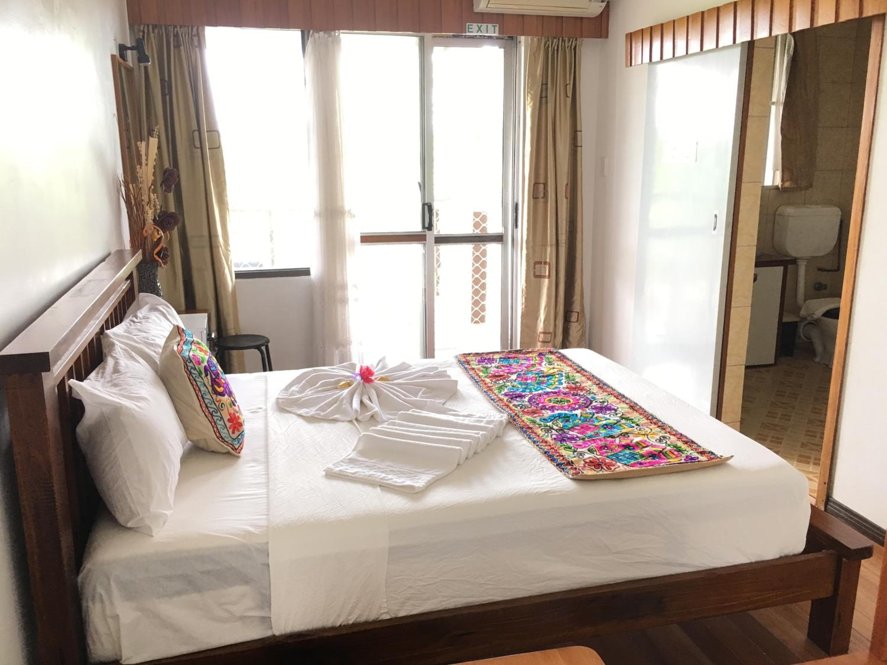 Queen Room with Balcony at Tagimoucia House Hotel