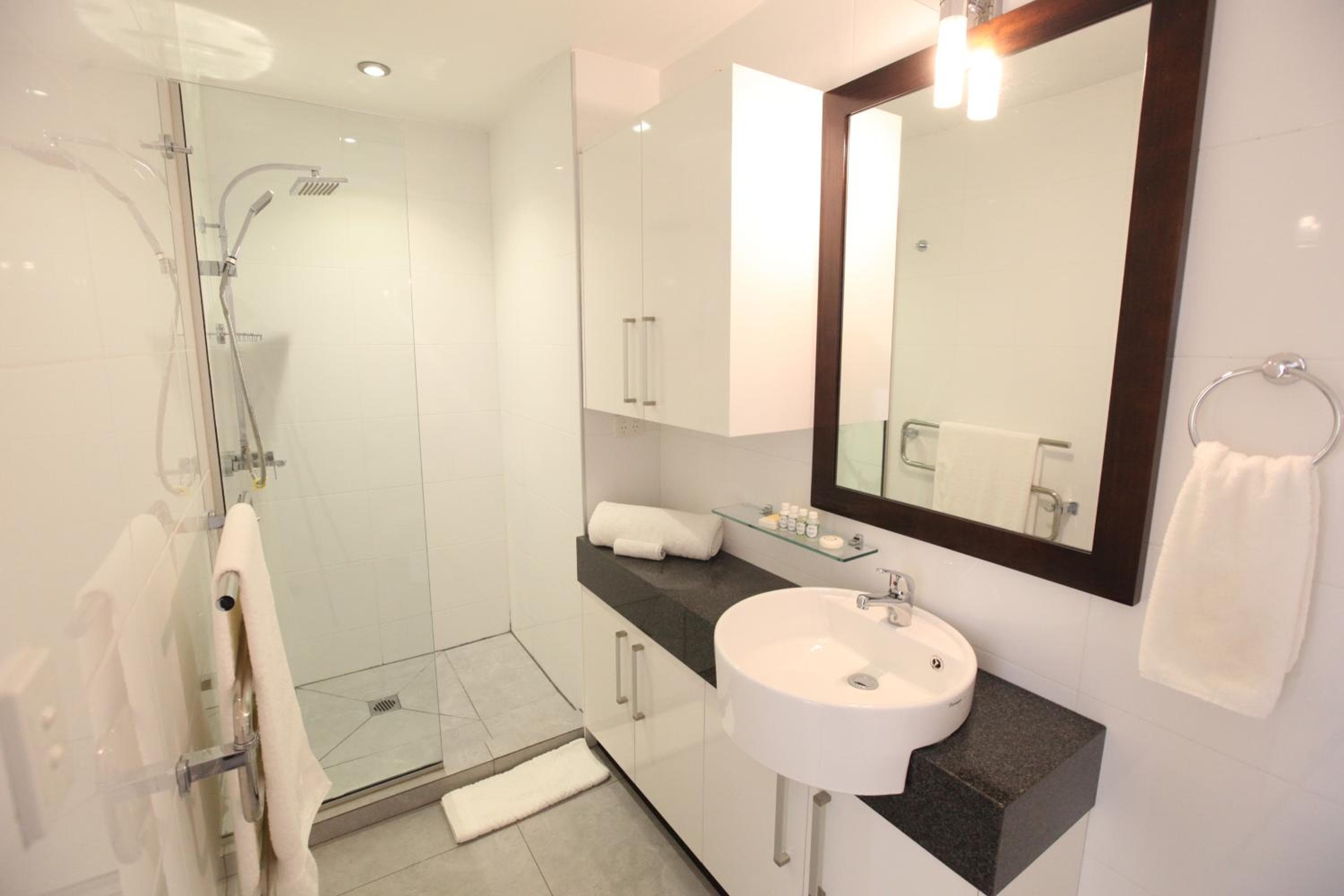 Two-Bedroom Apartment at Premiere Apartments