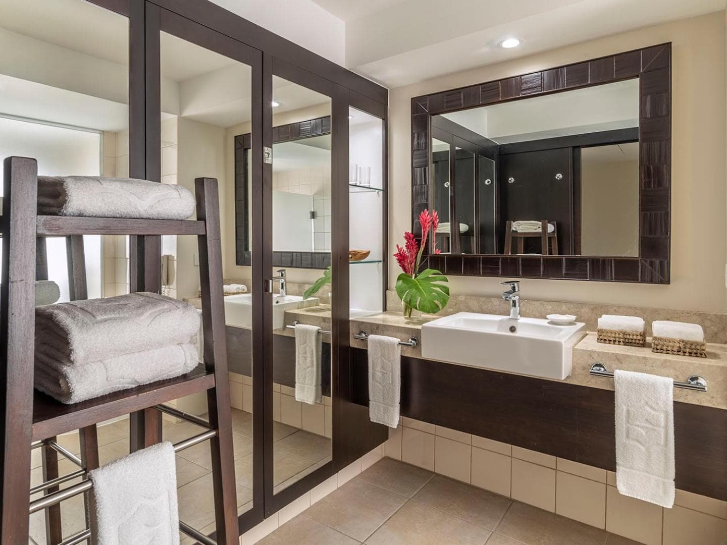 Ocean Deluxe King Room at Shangri-La Yanuca Island, Fiji