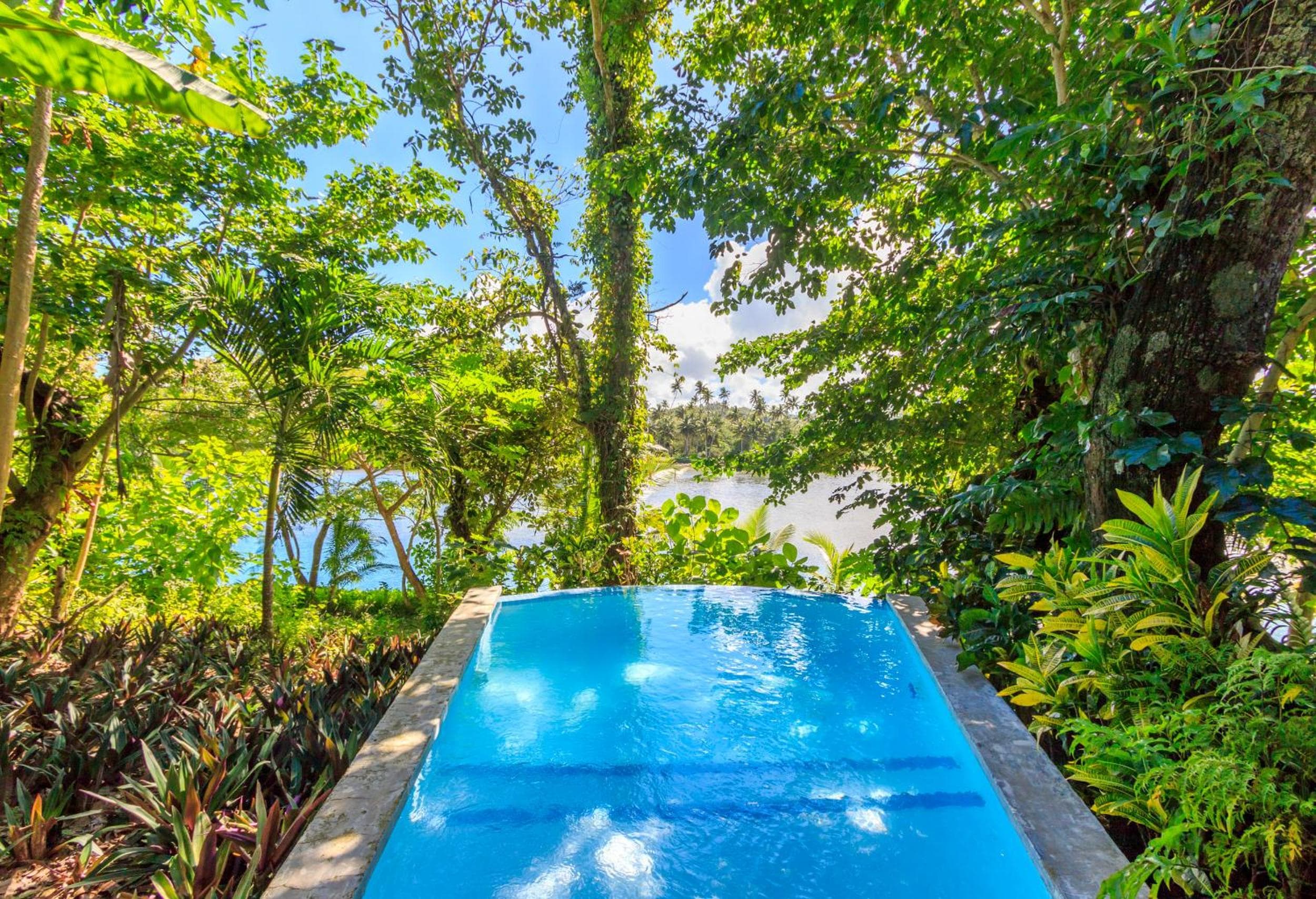 Oceanfront Villa (Garden View Pool) at Savasi Island Resort