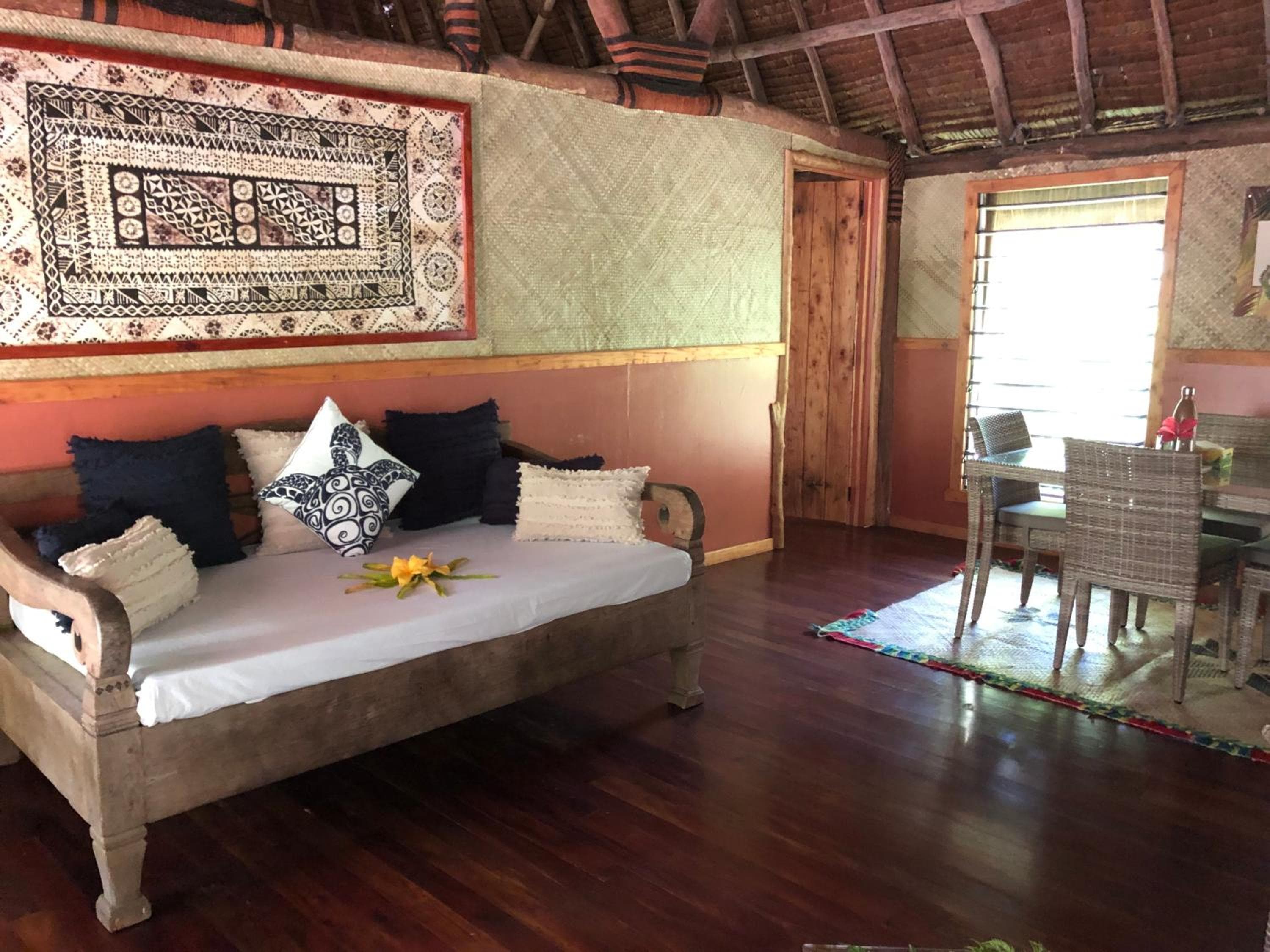 Deluxe Family Room at Oneta Resort