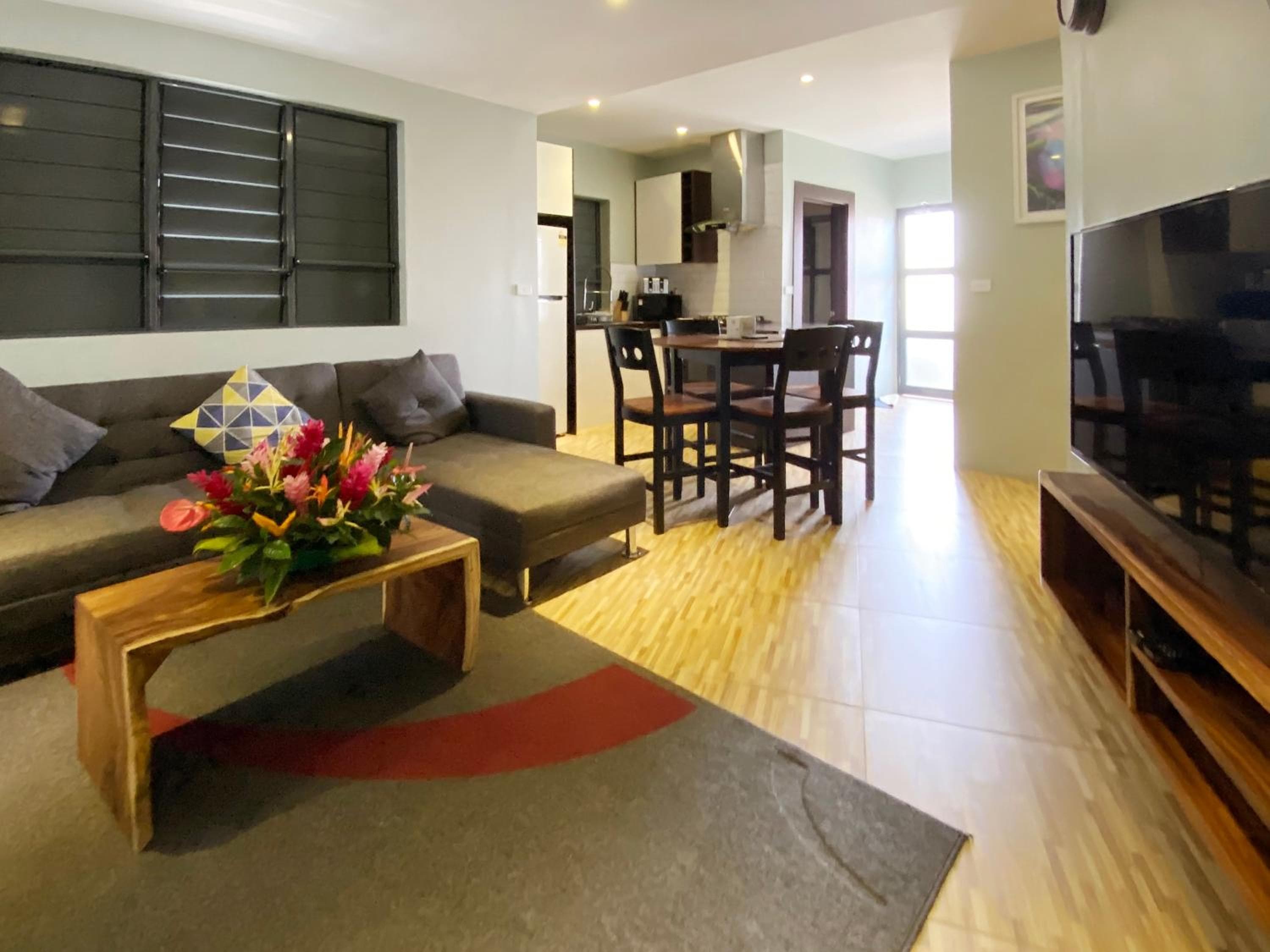 Apartment with Terrace at GreyStone Apartments
