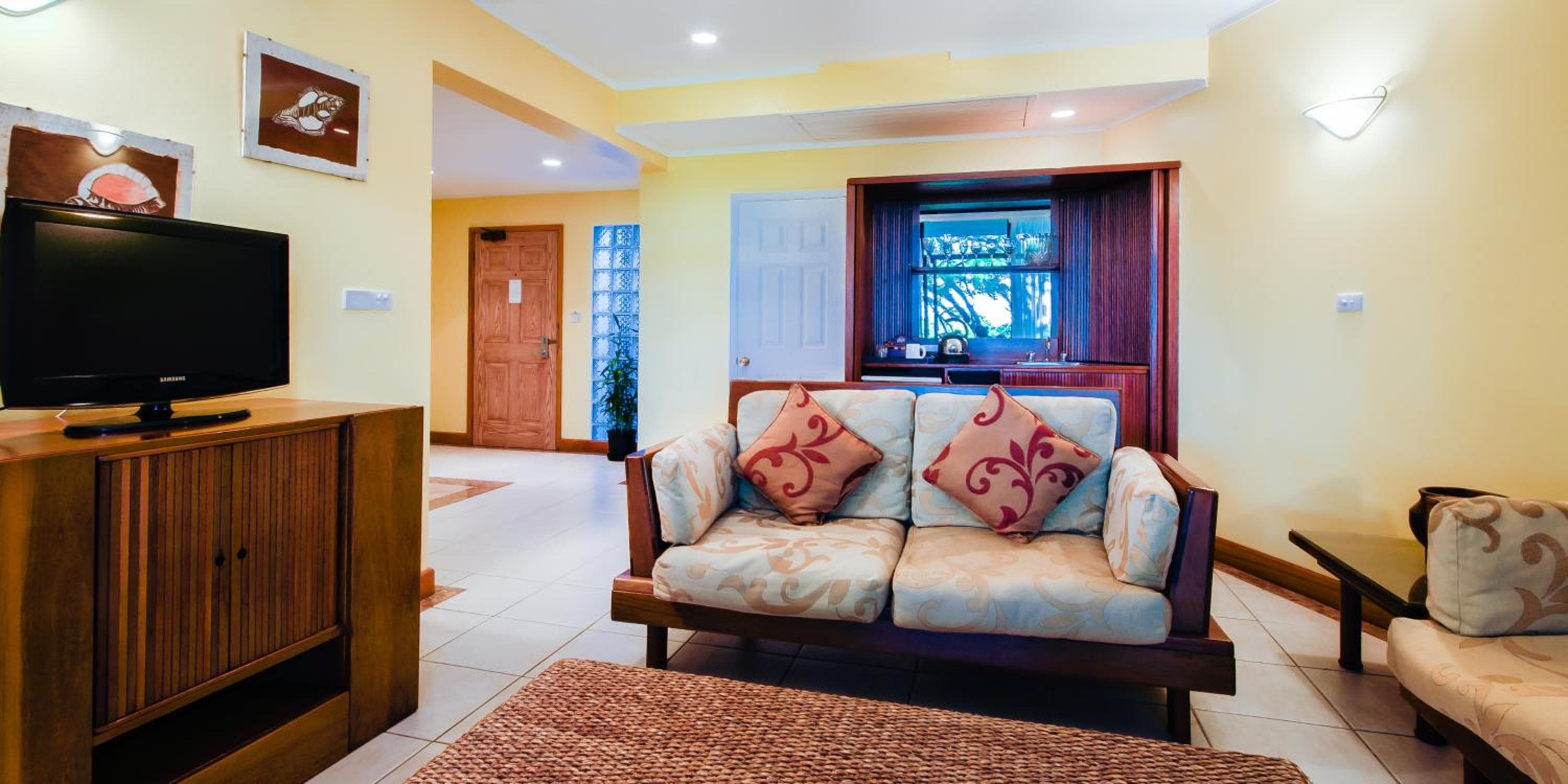 Deluxe Suite at Tanoa International Hotel