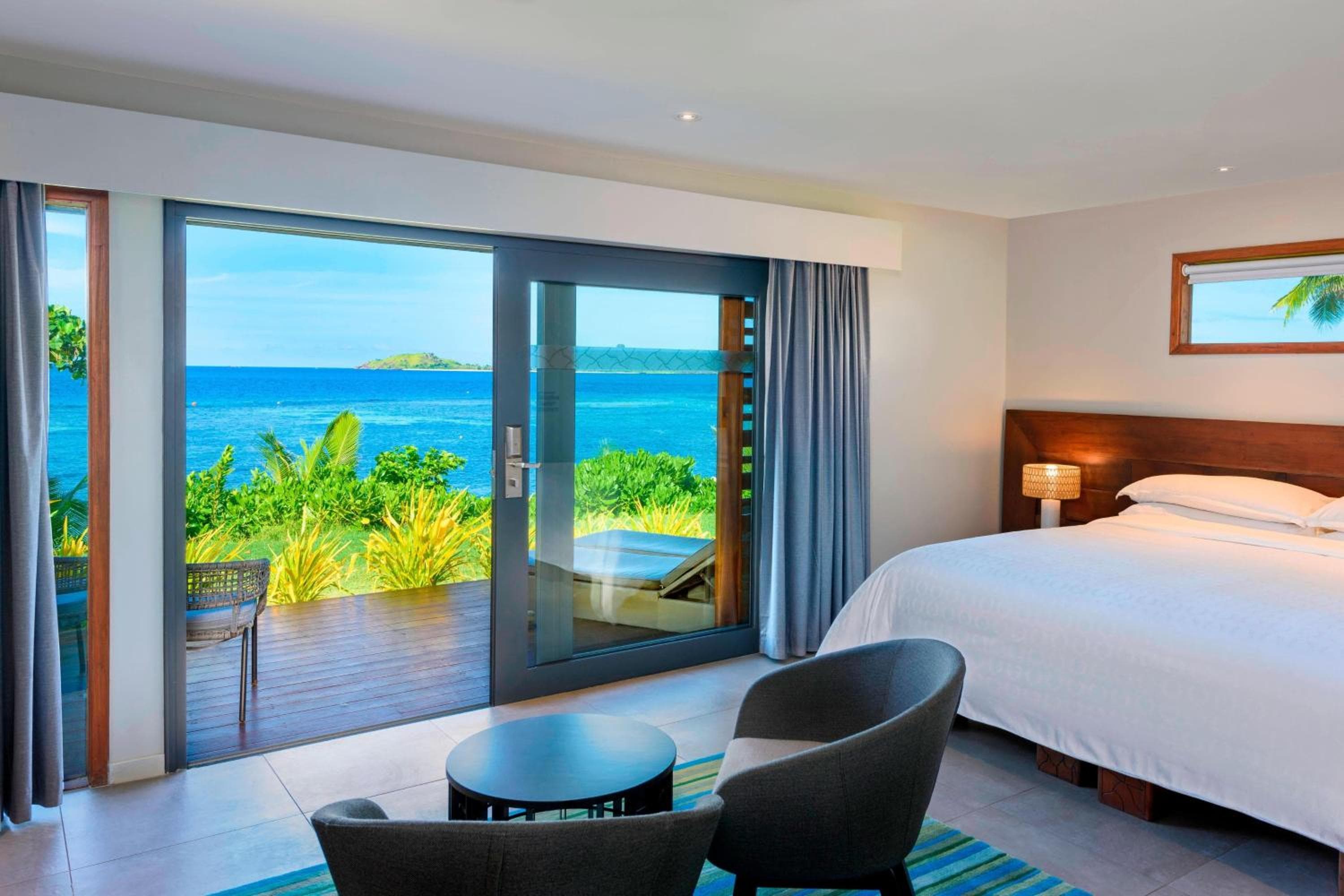 Ocean Front, Guest room, 1 King at Sheraton Resort & Spa, Tokoriki Island, Fiji