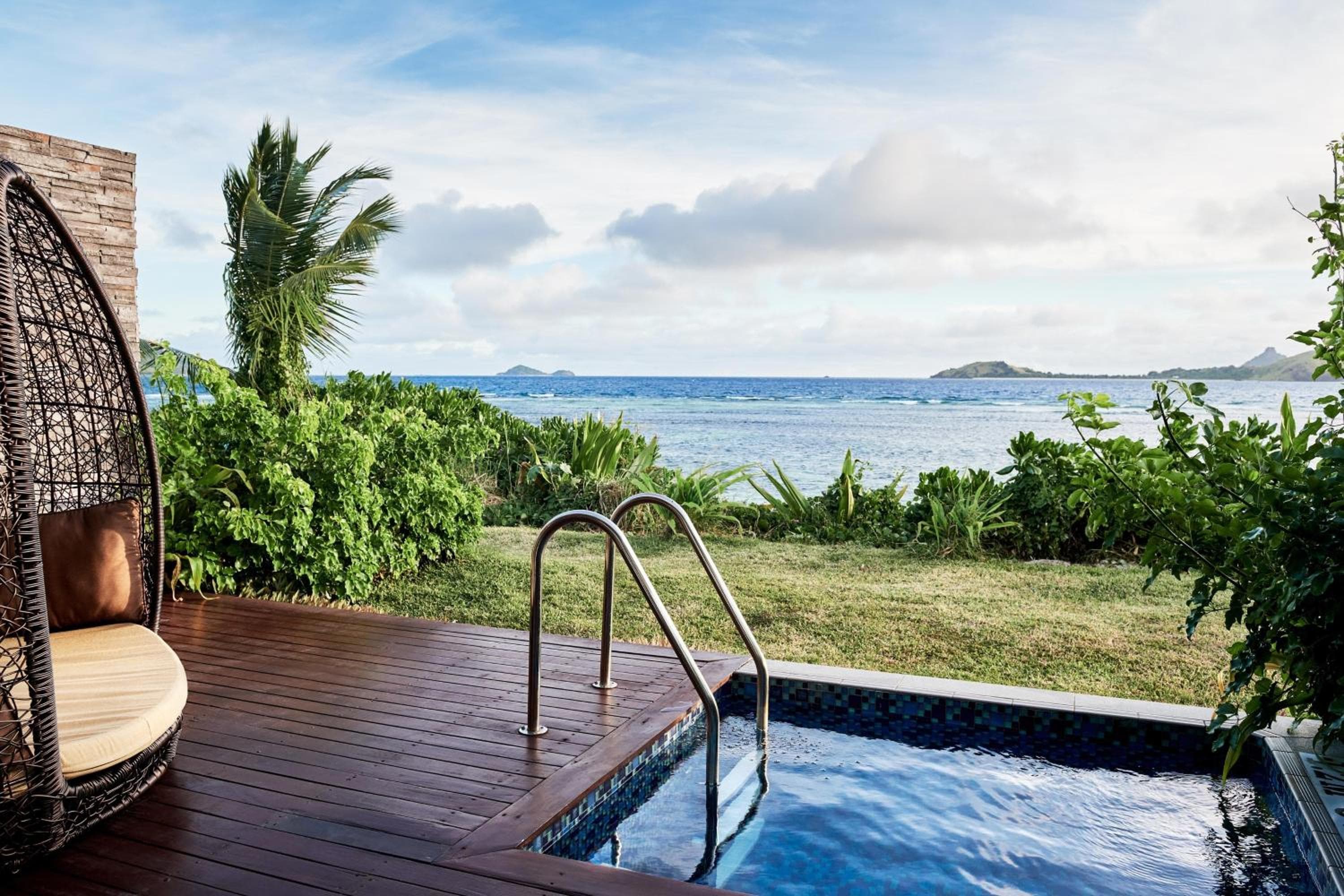 Beach Front, Plunge Pool, Larger Guest room, 1 King - Adults Only at Sheraton Resort & Spa, Tokoriki Island, Fiji