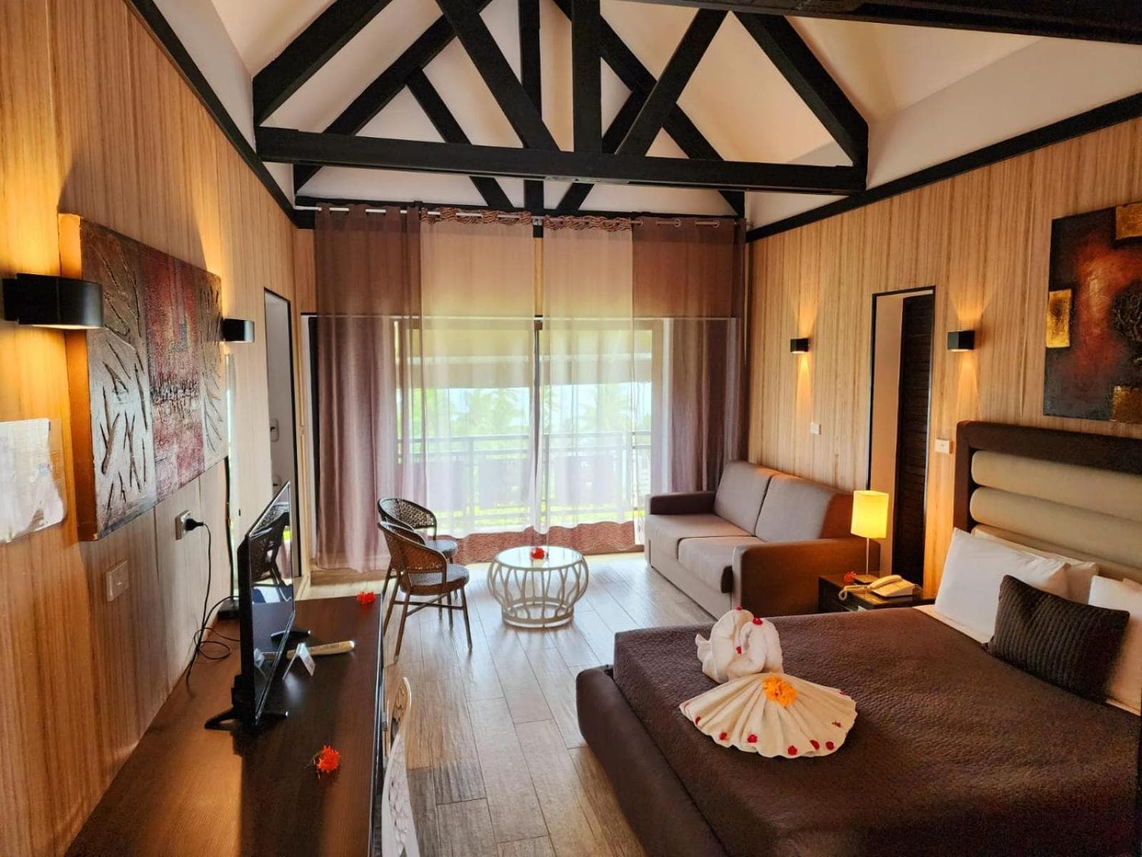 Superior Villa at The Crow's Nest Resort Fiji