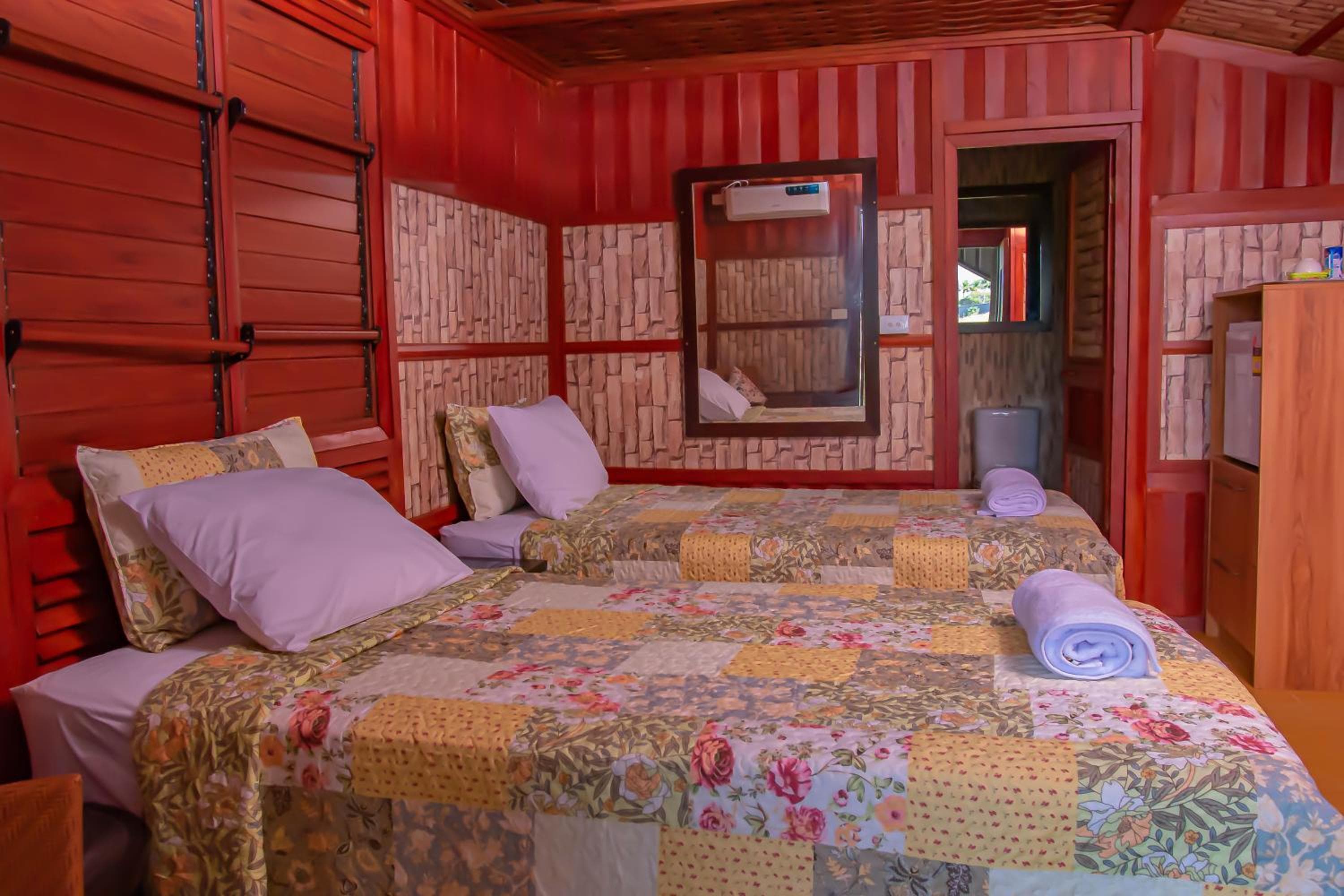 Three-Bedroom House at Tadra Holidays