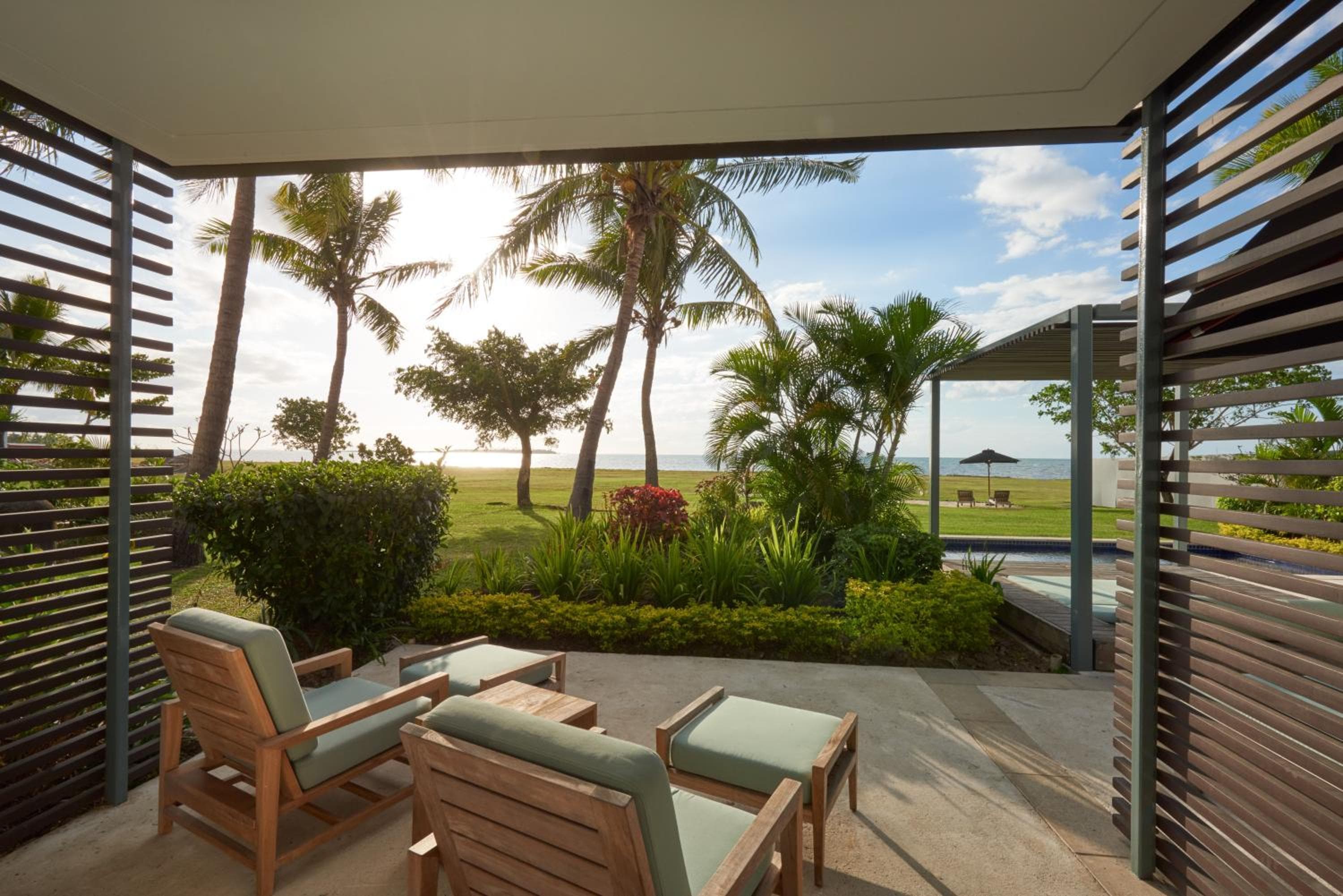 Deluxe One-Bedroom Suite - Beach Front at Hilton Fiji Beach Resort and Spa