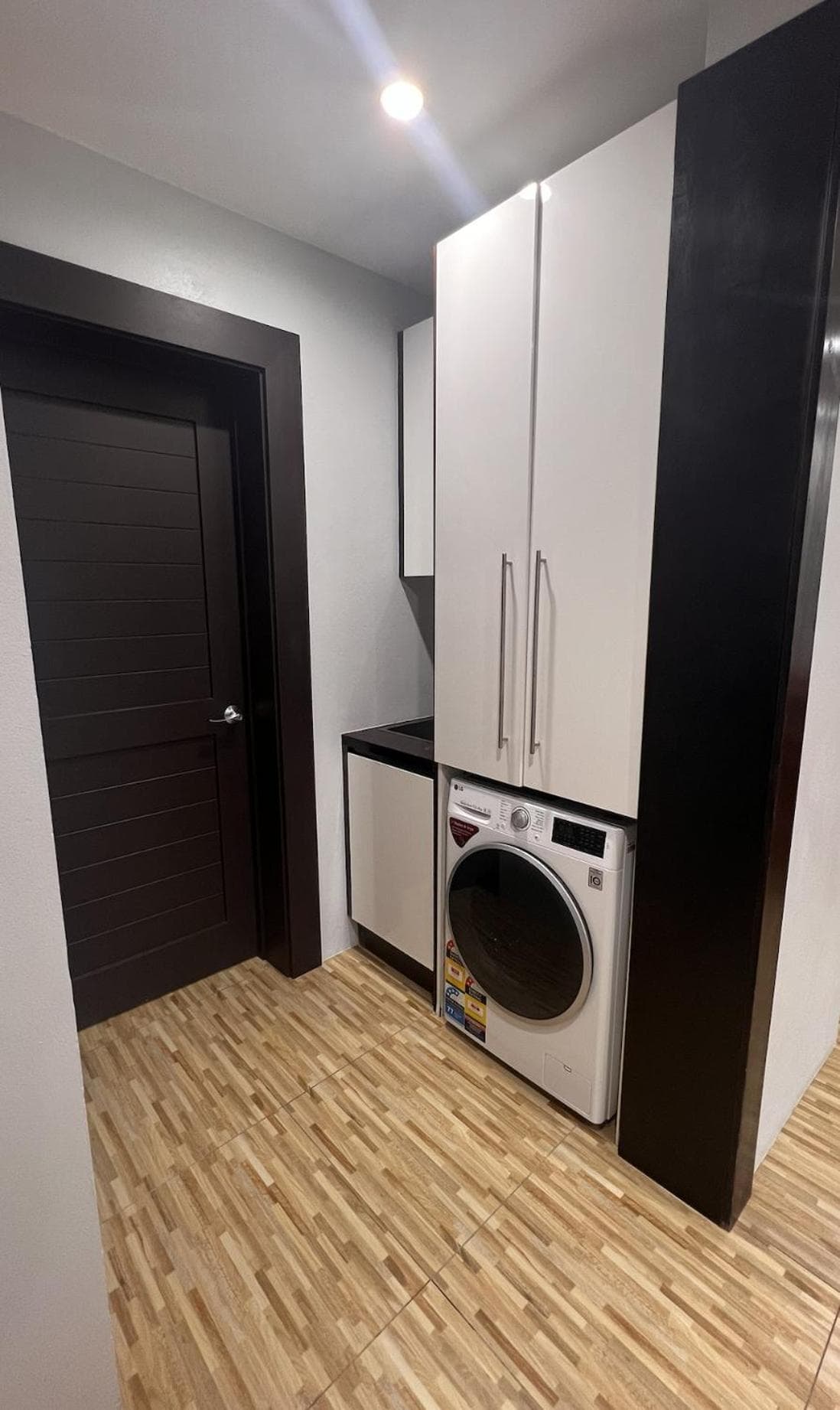 Two-Bedroom Apartment at GreyStone Apartments