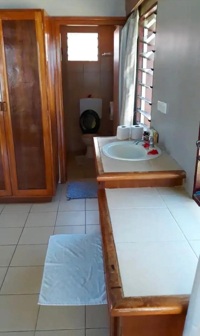 Queen Room with Sea View at S@fe Landing Lodge