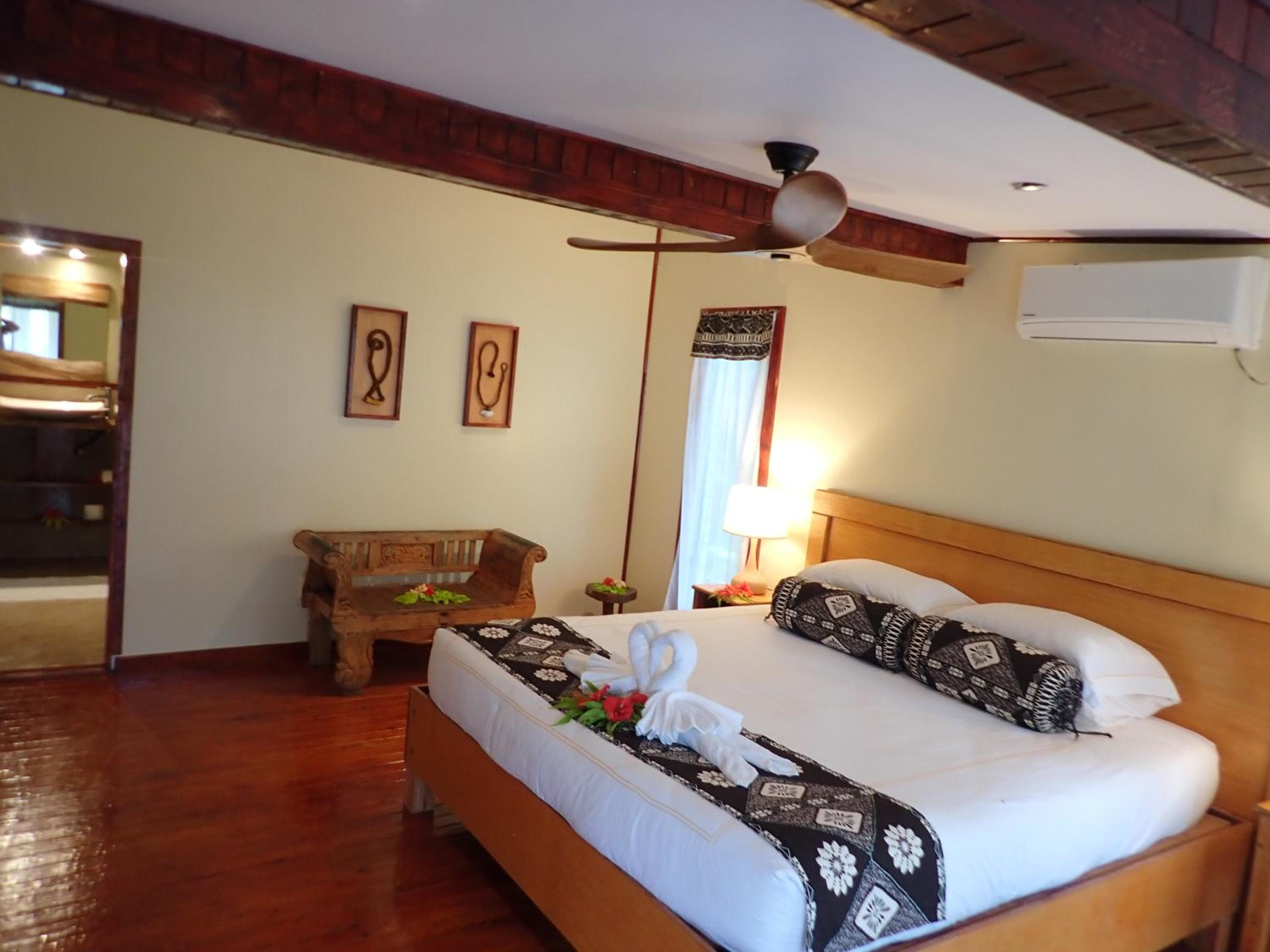 Deluxe Suite With Sea View at Sau Bay Resort & Spa