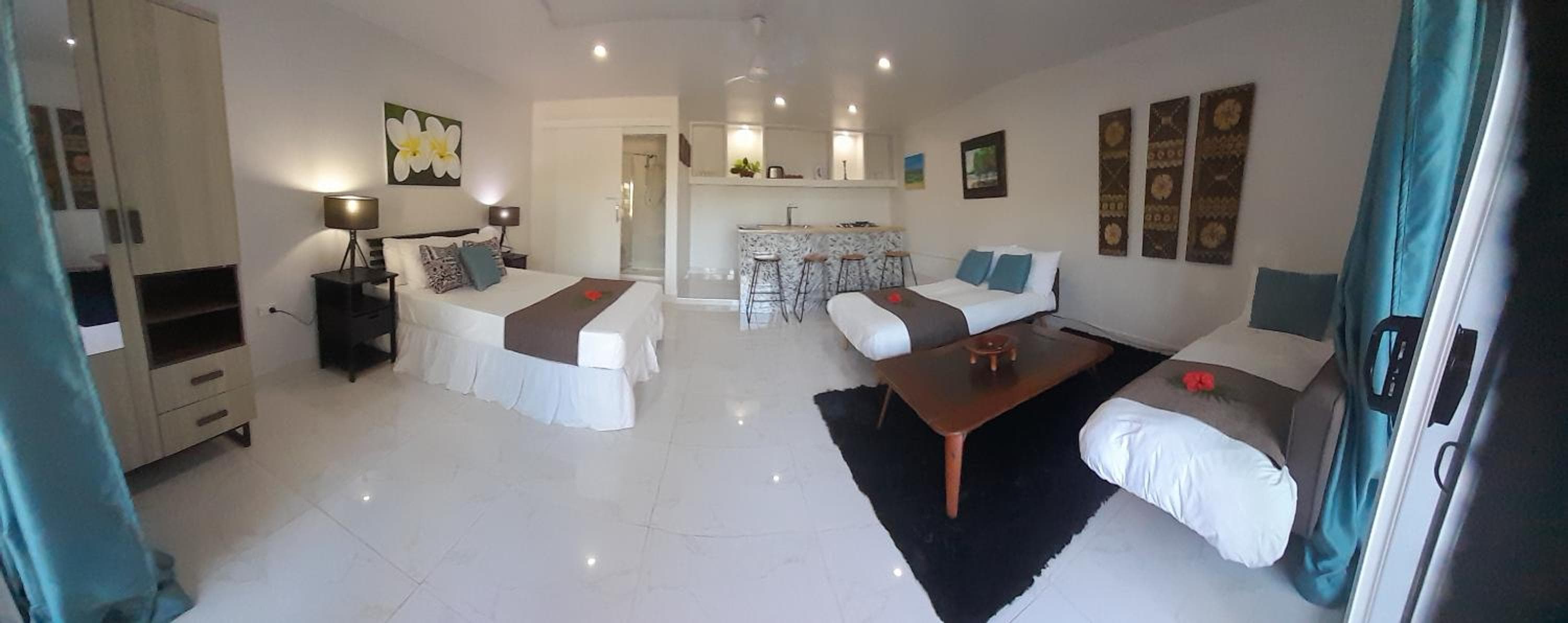 Oceanview Deluxe Family Suite at Kaila Na Ua Resort