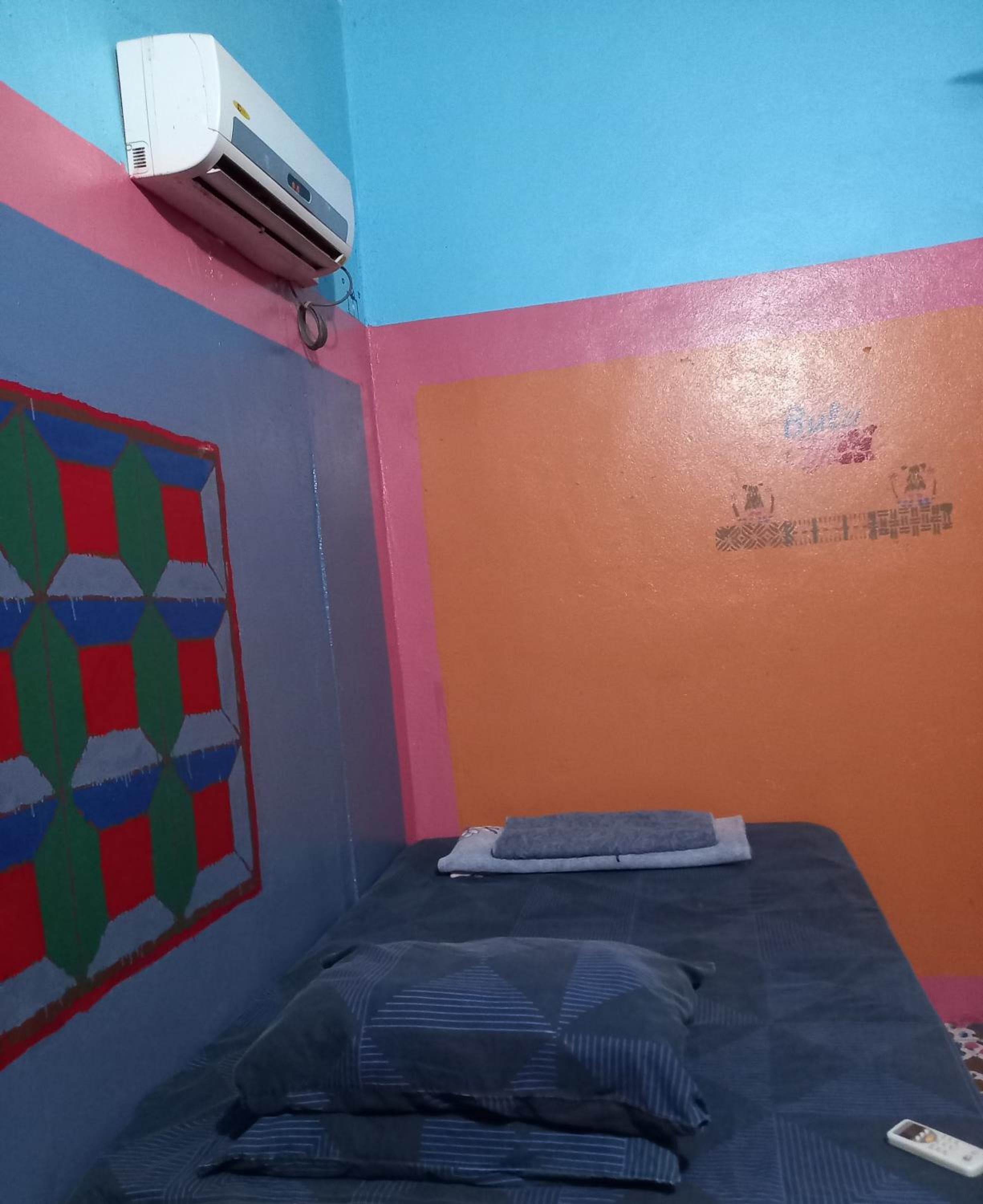 Double Room With Private Bathroom at SeaSide HomeStay and Airport Shuttle