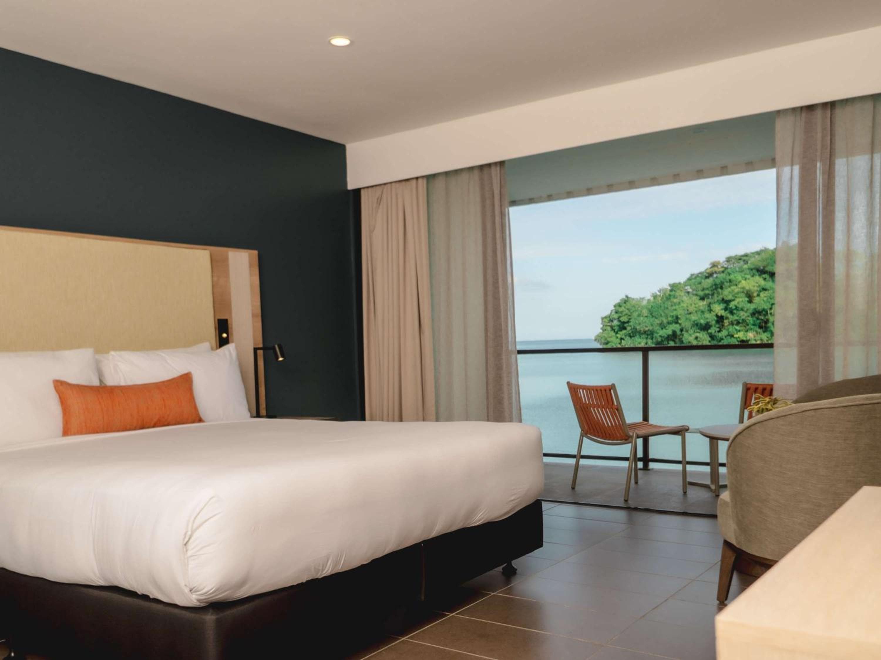Deluxe King Room Ocean Front at Novotel Suva Lami Bay