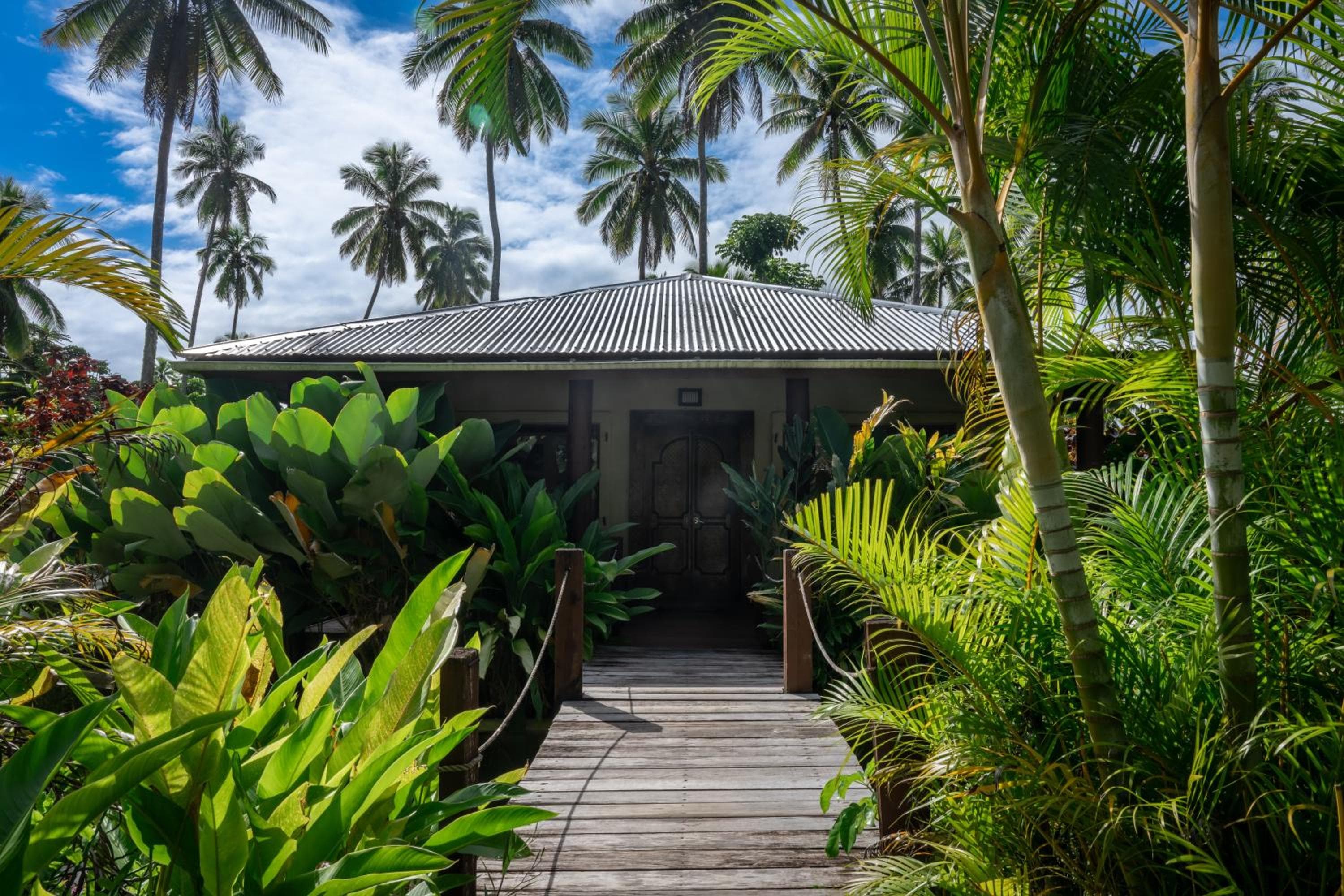 Villa with Garden View at Beqa Lagoon Resort