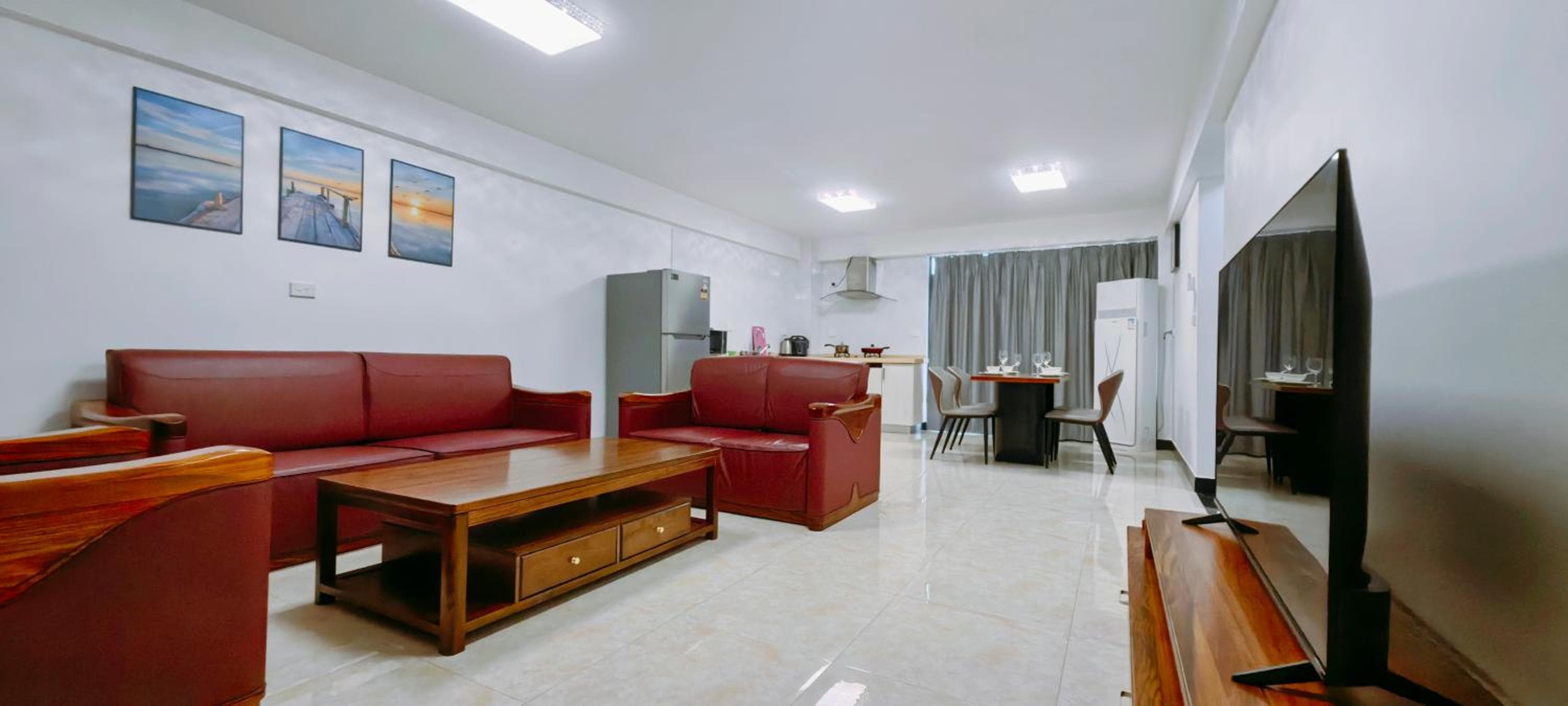 Suite with Sea View at Ocean Breeze Apartment Hotel