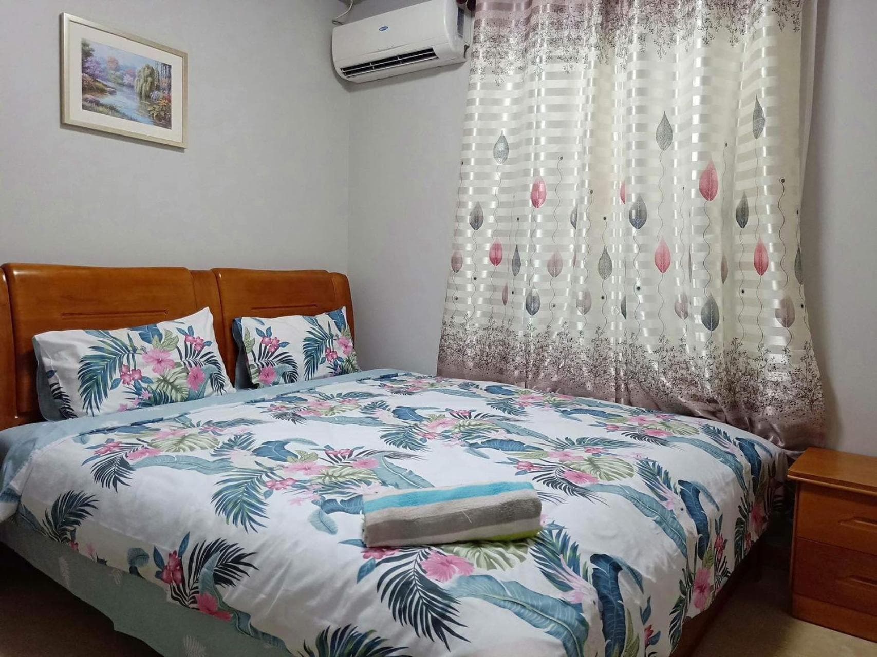 Two-Room Apartment at Two bedroom -King sized bedroom-Free parking