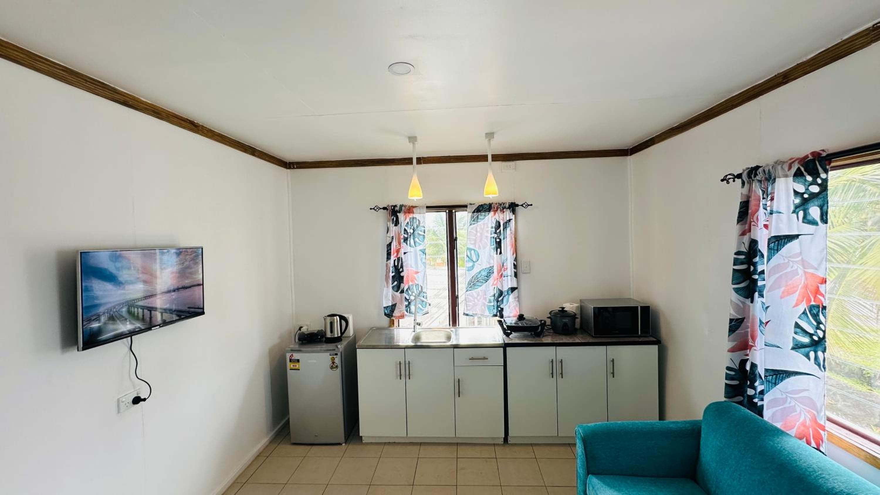 One-Bedroom Apartment at Timber House & Apartments