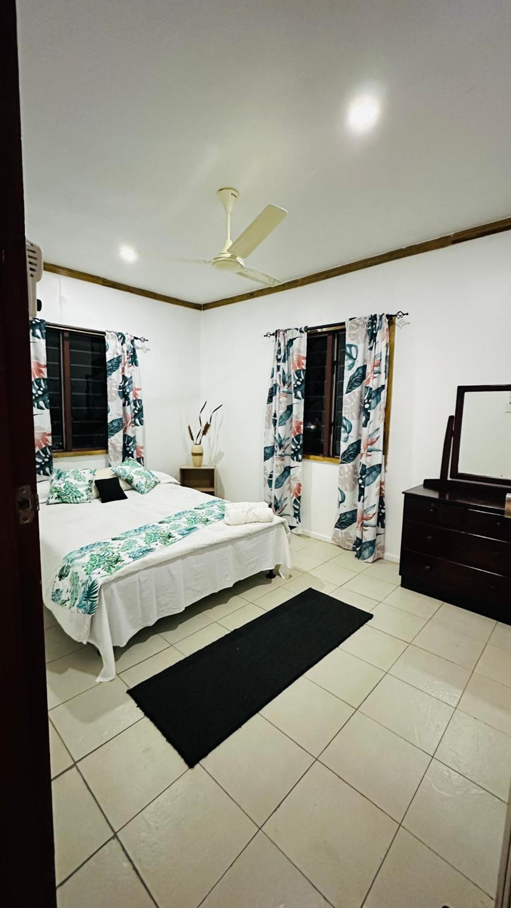 One-Bedroom Apartment at Timber House & Apartments