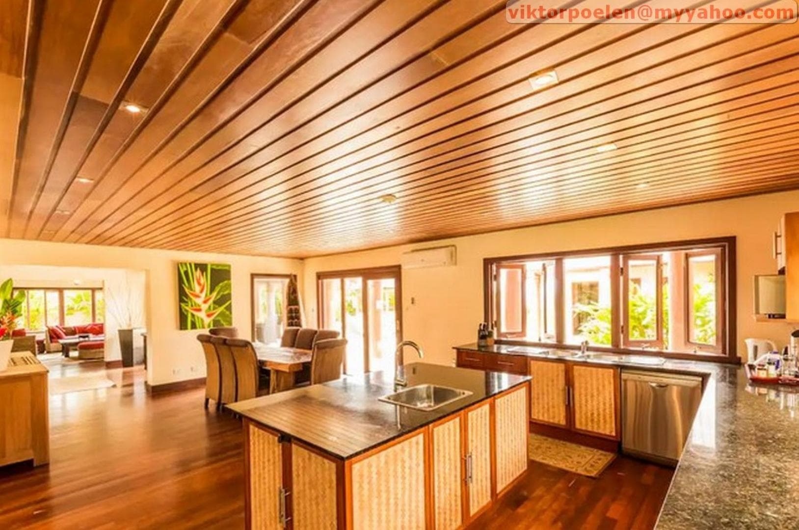 Holiday Home at 4 Bedroom viktorpoelen at myyah oo com Villa Poelen