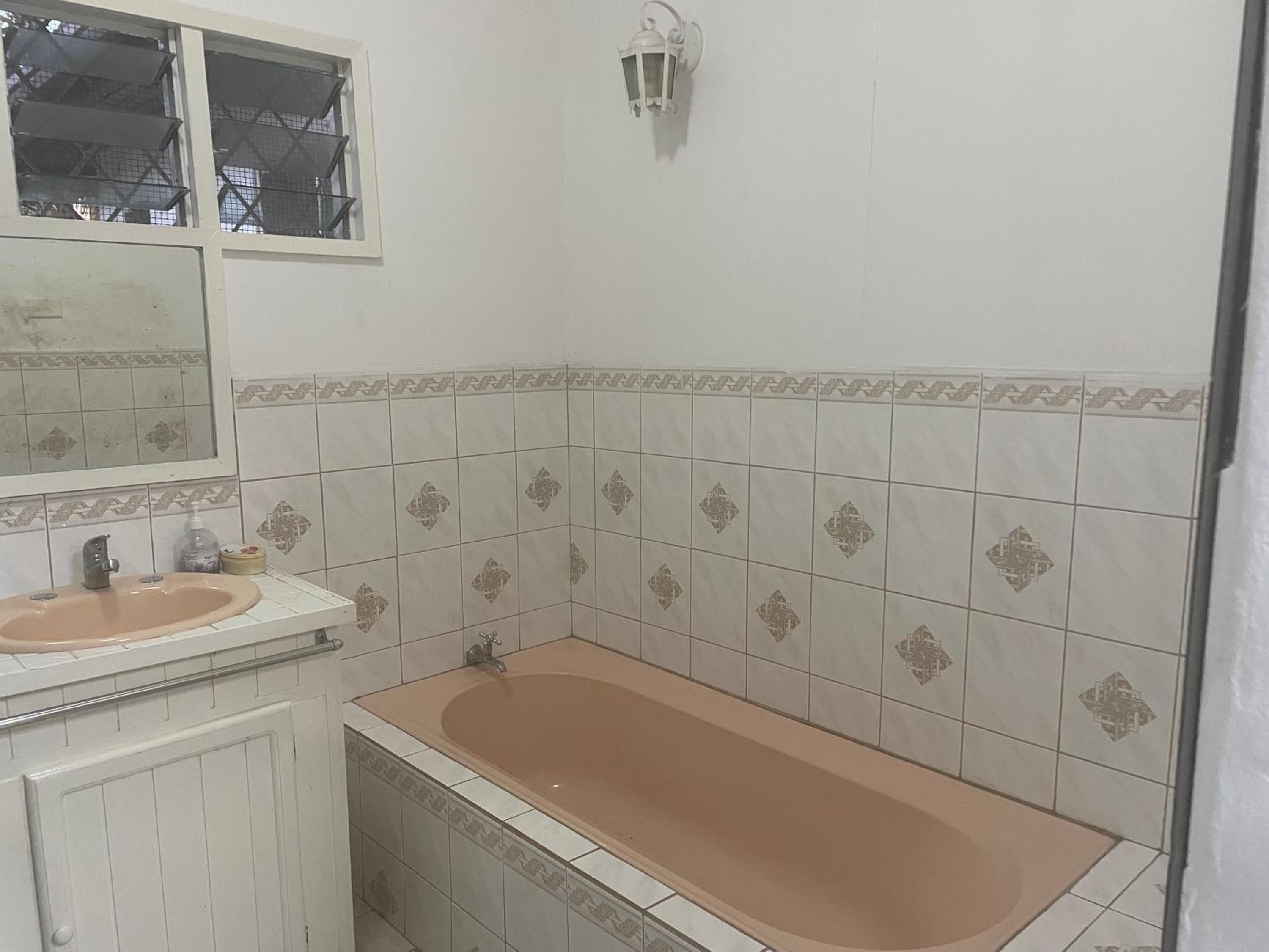 Quadruple Room with Bath at ND Good room