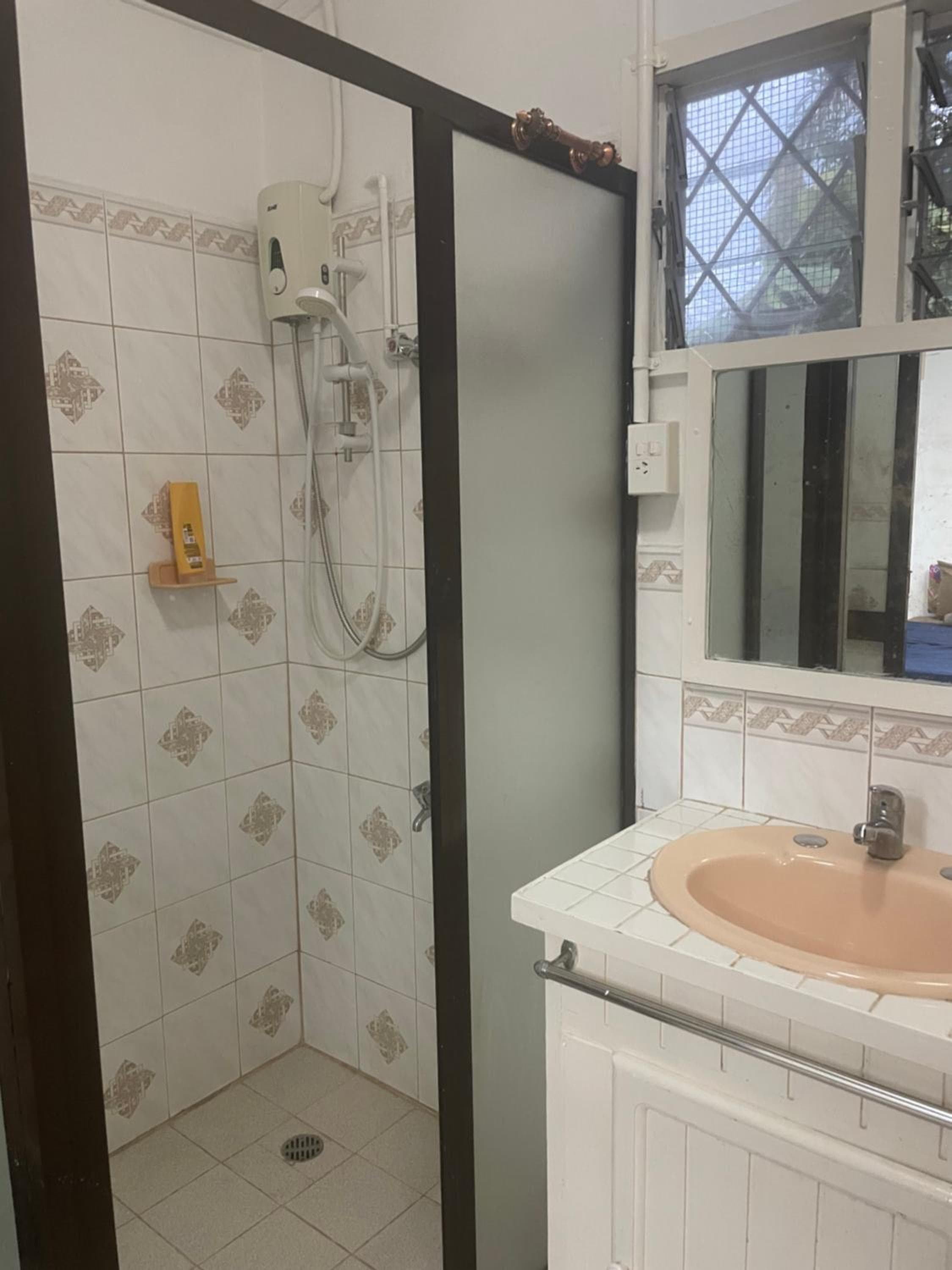 Quadruple Room with Bath at ND Good room