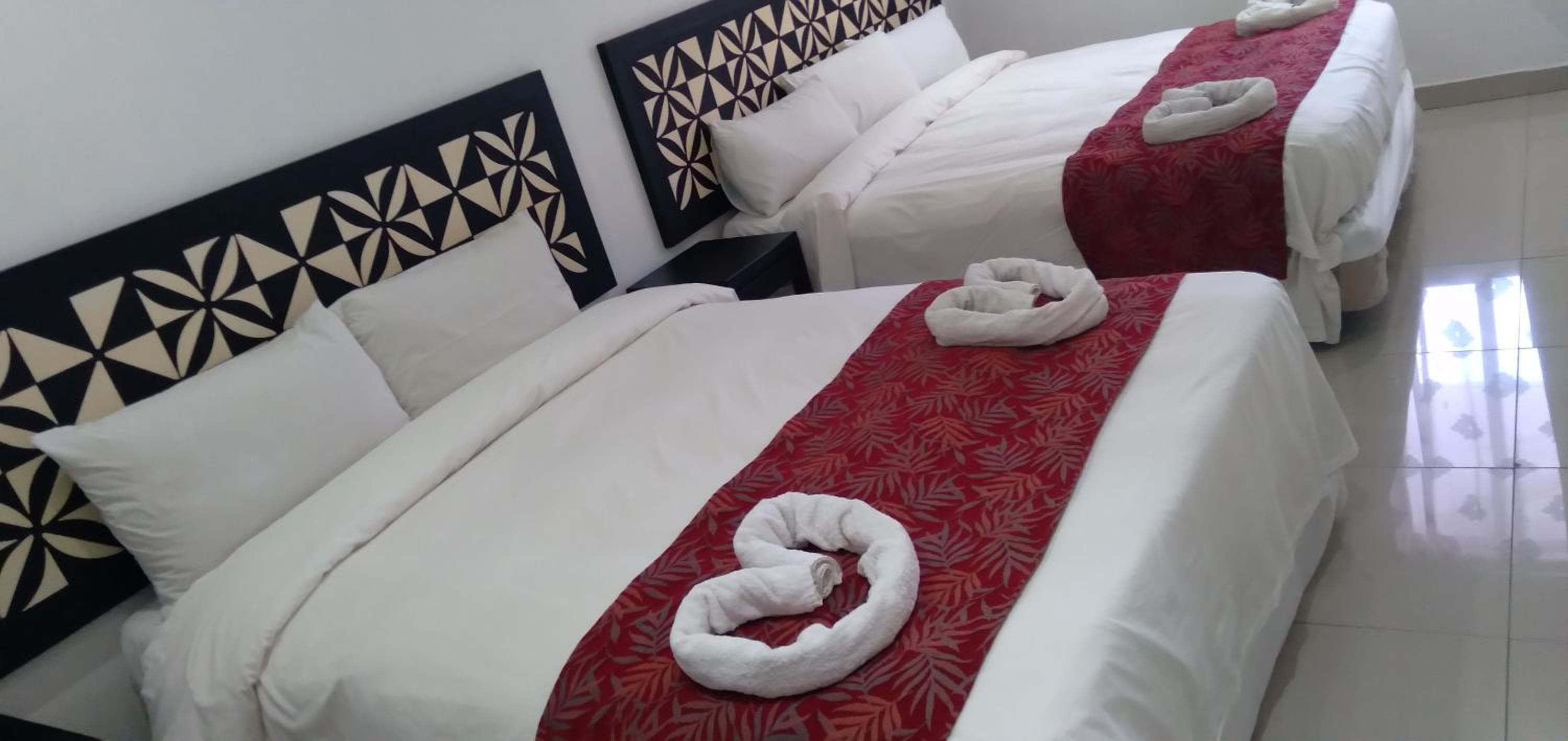 Superior Triple Room With Sea View at Seaview Hotel and Apartments