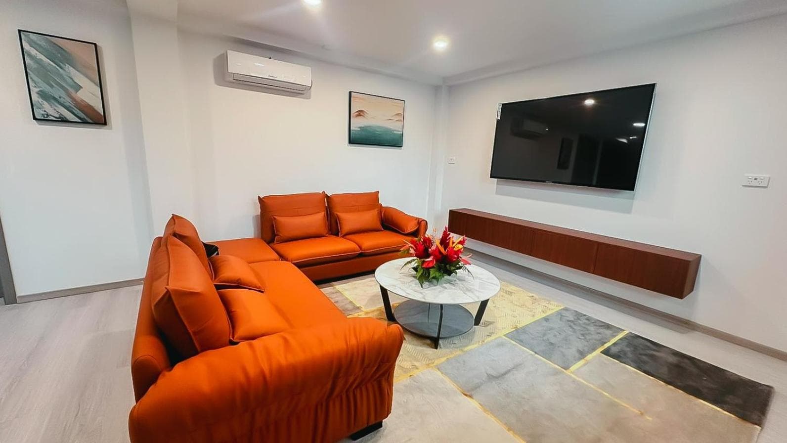 Presidential Suite at Hibiscus Suites And Residences