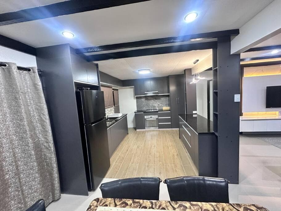 Three-Bedroom Apartment at 3 Bedroom Modern Executive Flat in Namadi Heights