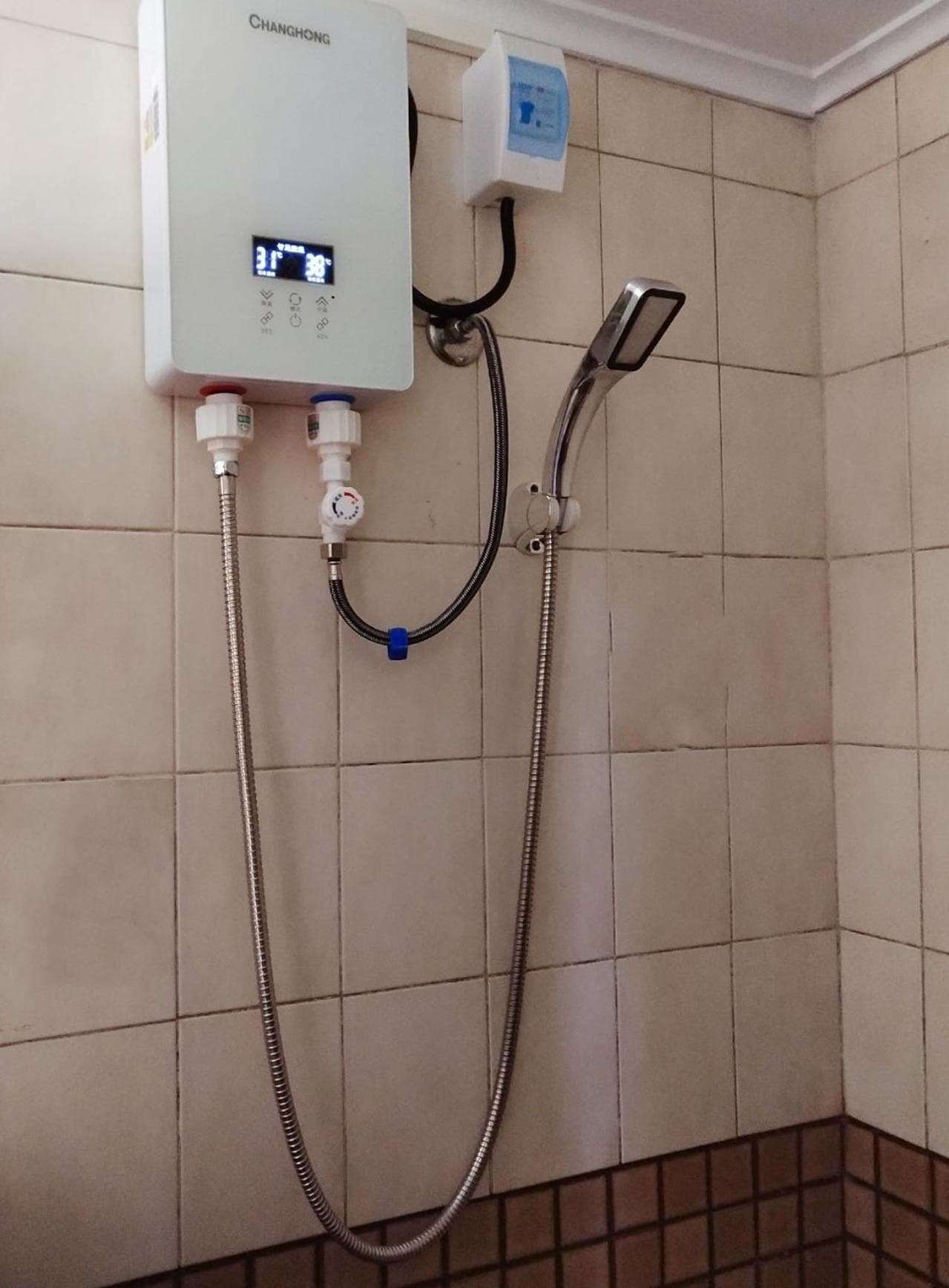 Standard King Room at King Room with Private Bathroom and Free WiFI in SUVA CBD