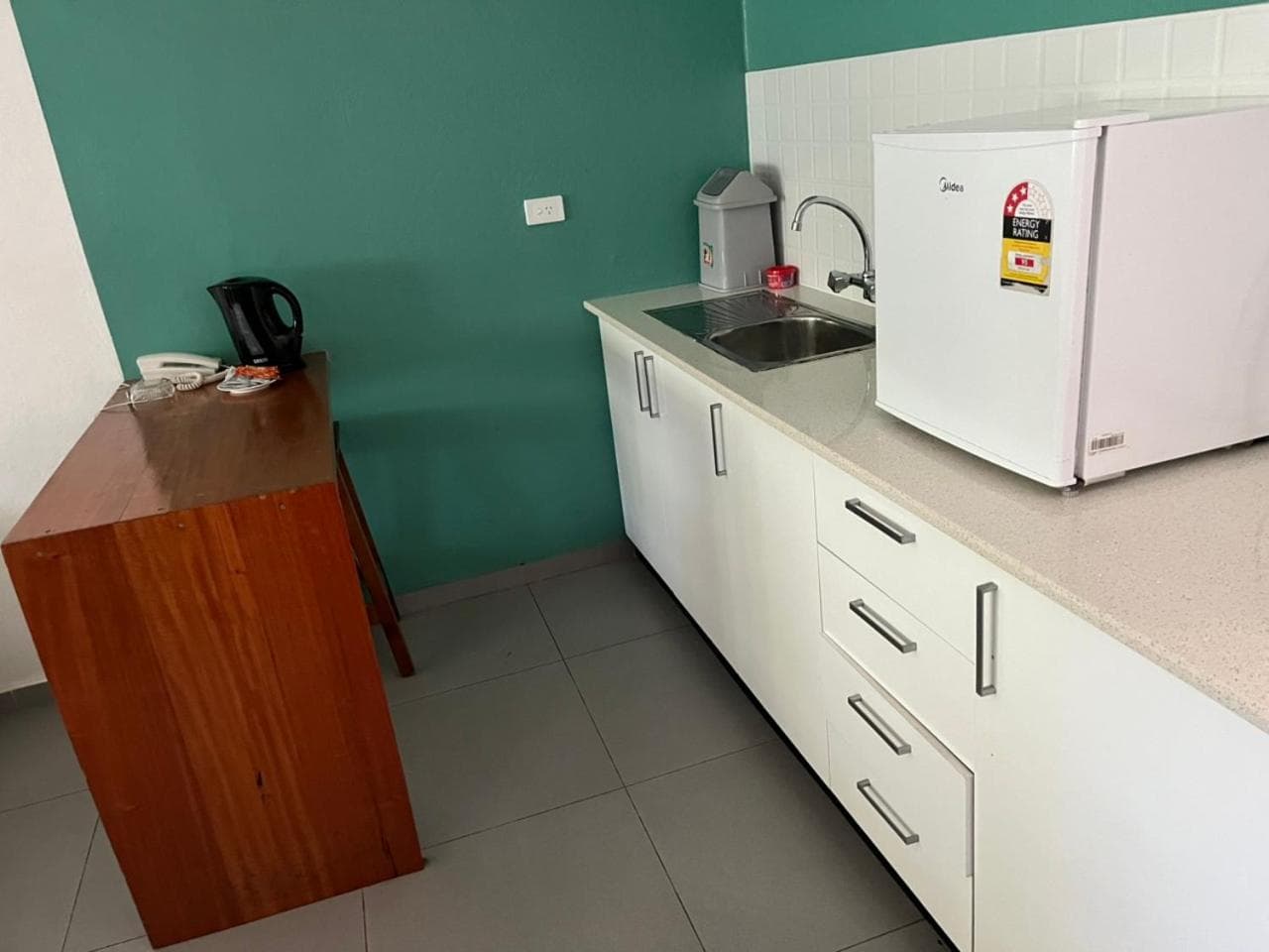 Deluxe Triple Room with Sea View at Yatulau Hotel and Conference