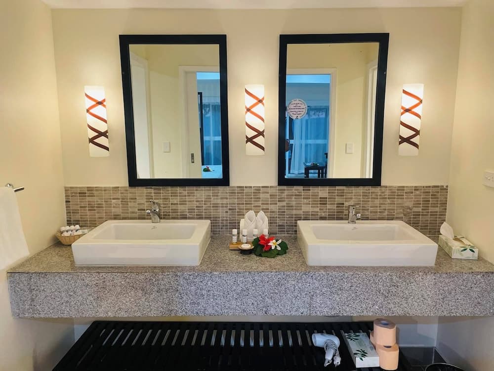Deluxe Beachfront Bure at Nakelo Treasure Island Resort & Spa
