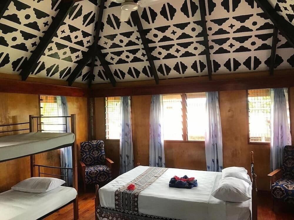 Deluxe Cabin, 1 Bedroom, Partial Ocean View, Beachside at Nabua Lodge Hidden Getaway