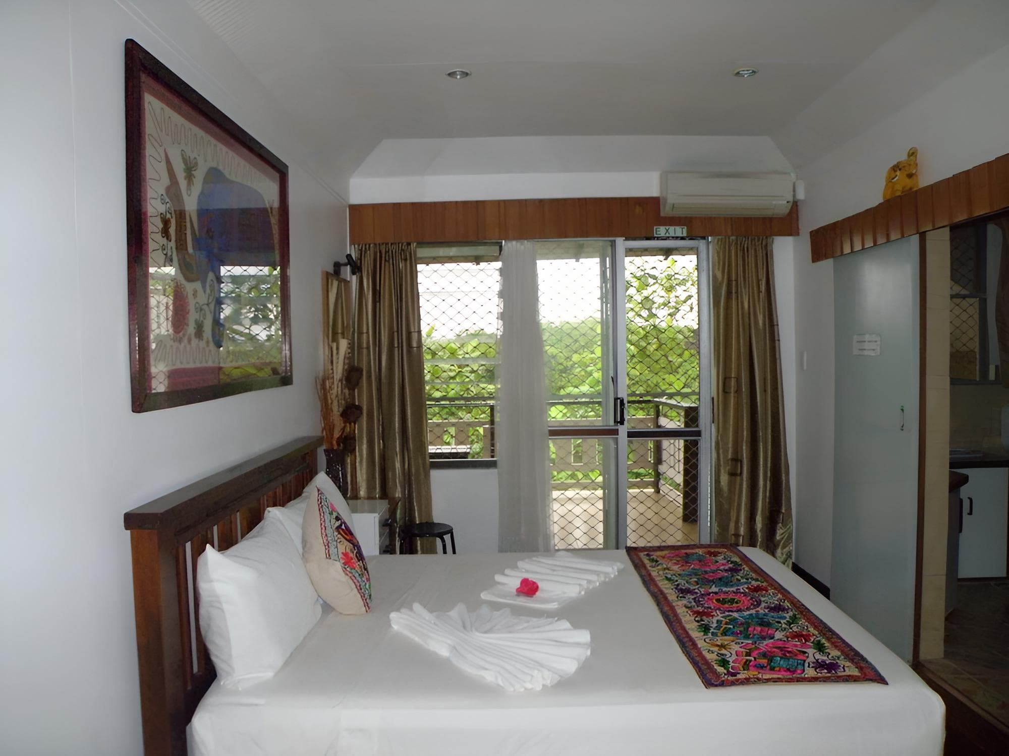 Executive Room at Tagimoucia House Hotel